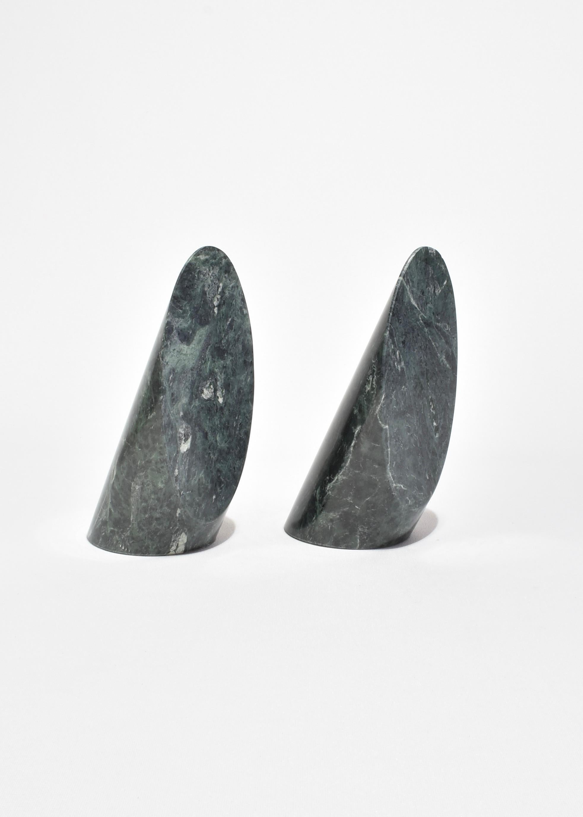 Green Slanted Stone Bookends In Good Condition For Sale In Richmond, VA