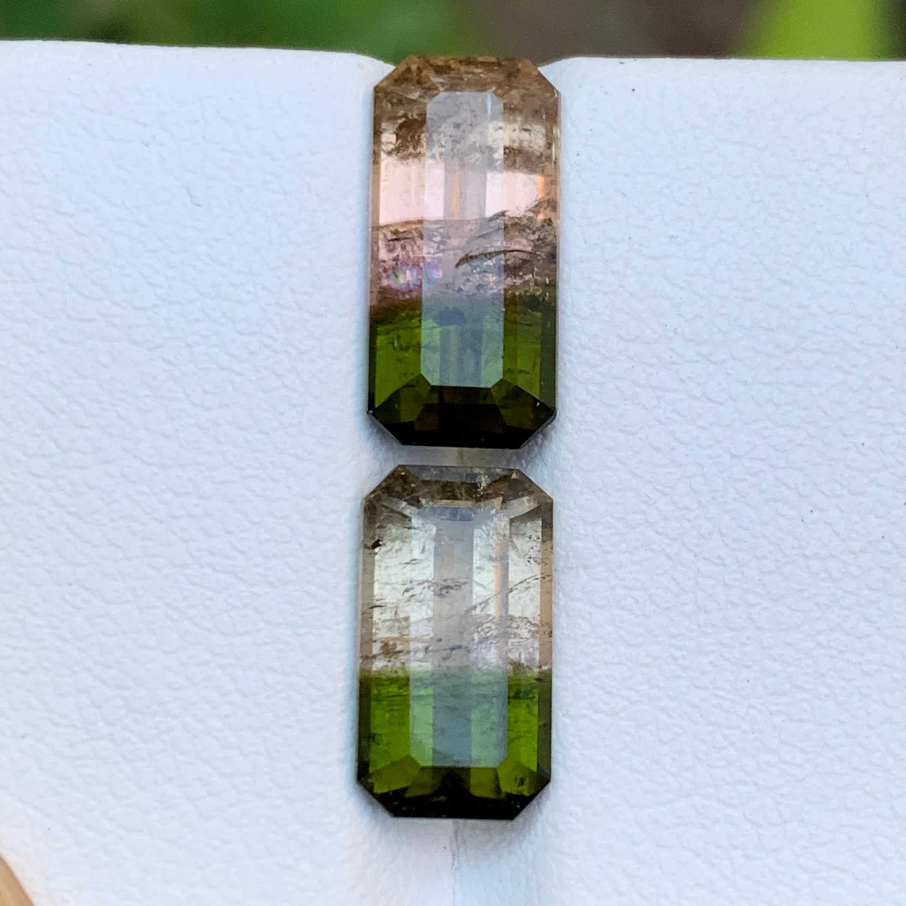 Green & Soft Pink Watermelon Bicolor Natural Tourmaline Gemstones Set 7 Carats – Step Emerald Cut from Afghanistan!

💎 GEMSTONE TYPE: Tourmaline
⚖️ WEIGHT: 7 Carats
🪚 SHAPE & CUT: Step Emerald Cut
📏 SIZE (MM): 
3.95 Ct (13.75 x 6.52 x 4.94)
3.05