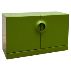 Aparador Spage Age Verde, Tres perchas Quadro Wardro- de Jürgen Lange, años 70