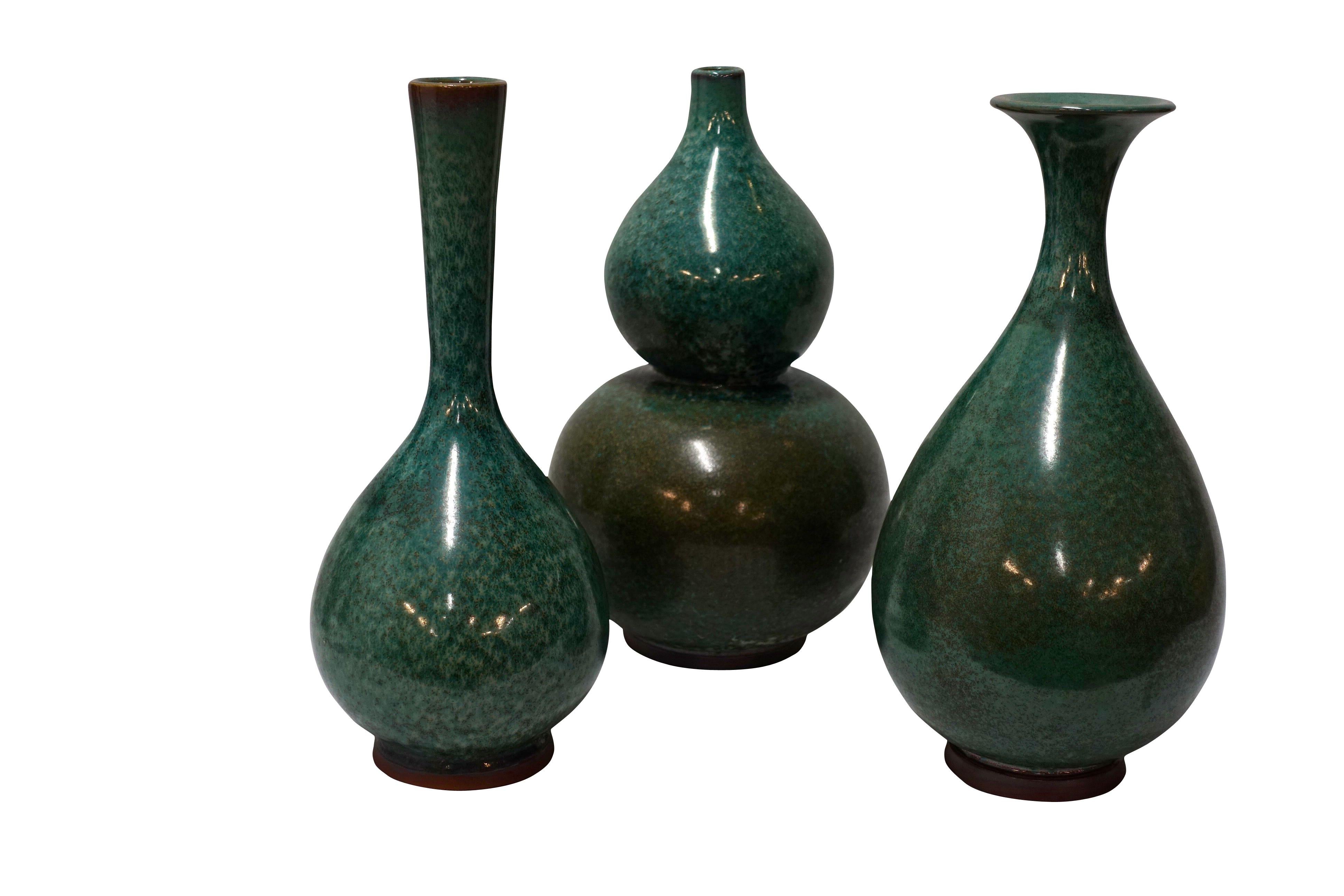 Green Splatter Glaze Vase, China, Contemporary In New Condition For Sale In New York, NY