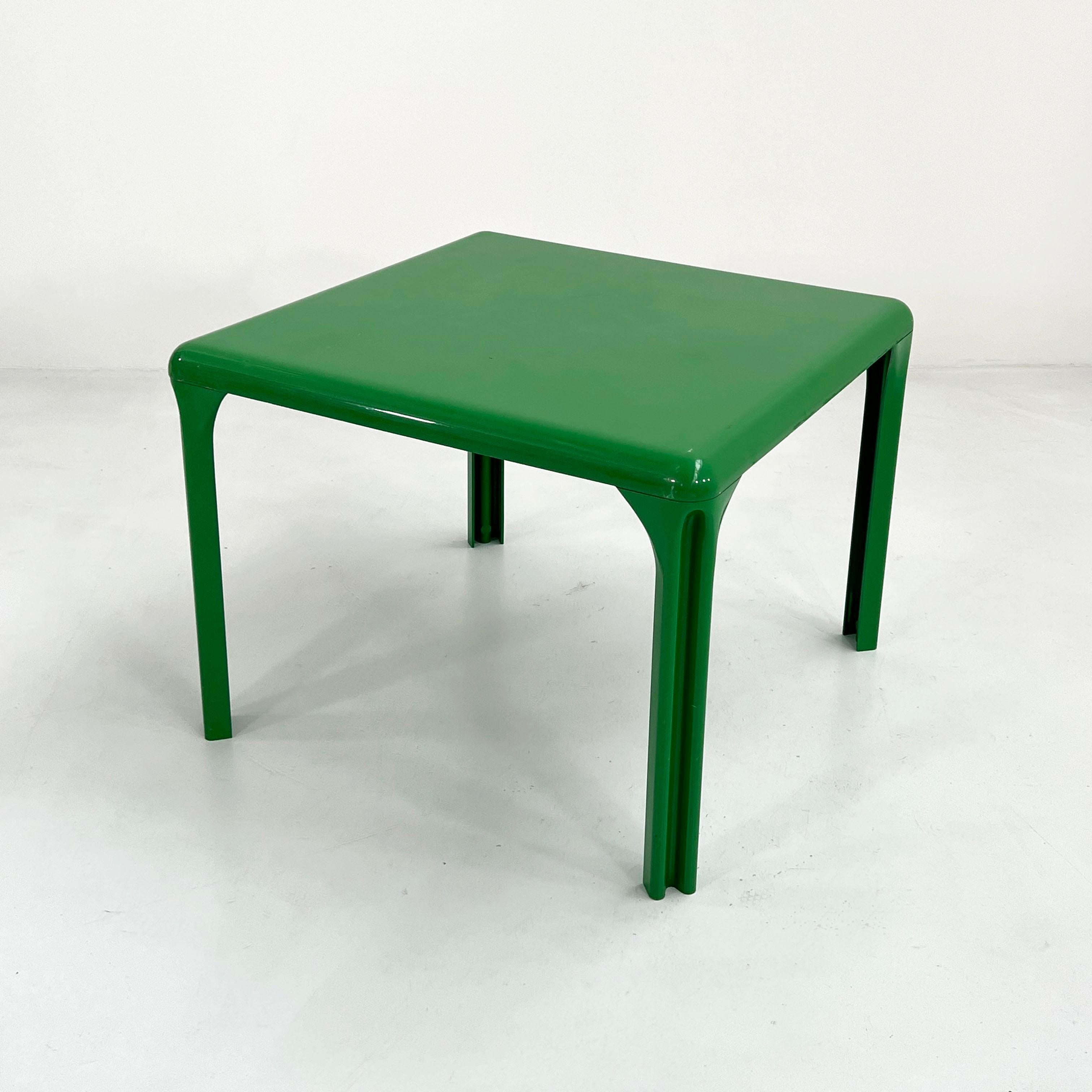 Designer - Vico Magistretti
Producer - Artemide
Model - Stadio 100 Dining Table 
Design Period - Seventies
Measurements - Width 95 cm x Depth 95 cm x Height 70 cm
Materials - Plastic
Color - Green
Light wear consistent with age and use. Some scuffs