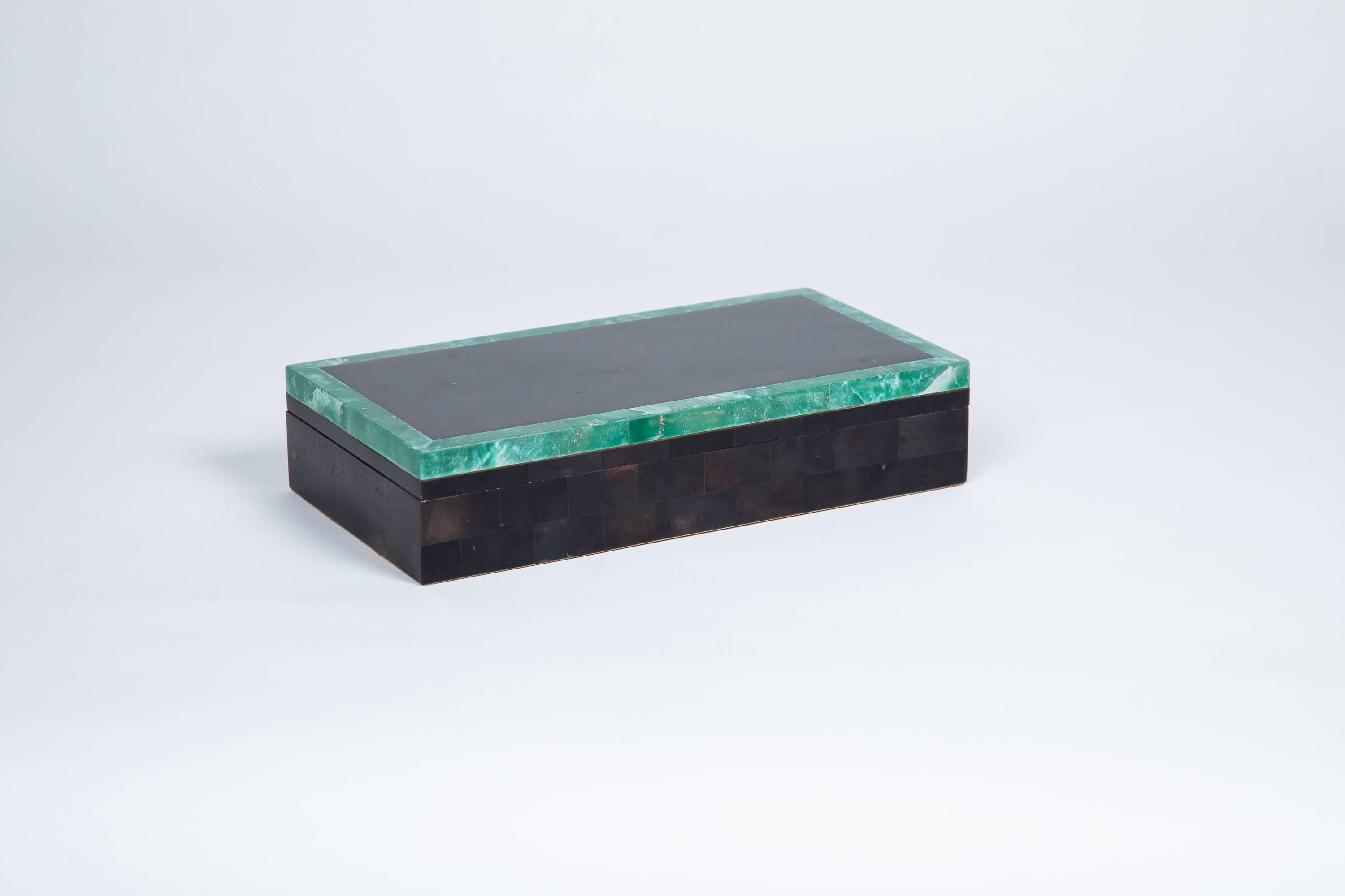 20th Century  Tessellated Horn Jewelry Box with Adventurine Green Stone Border For Sale