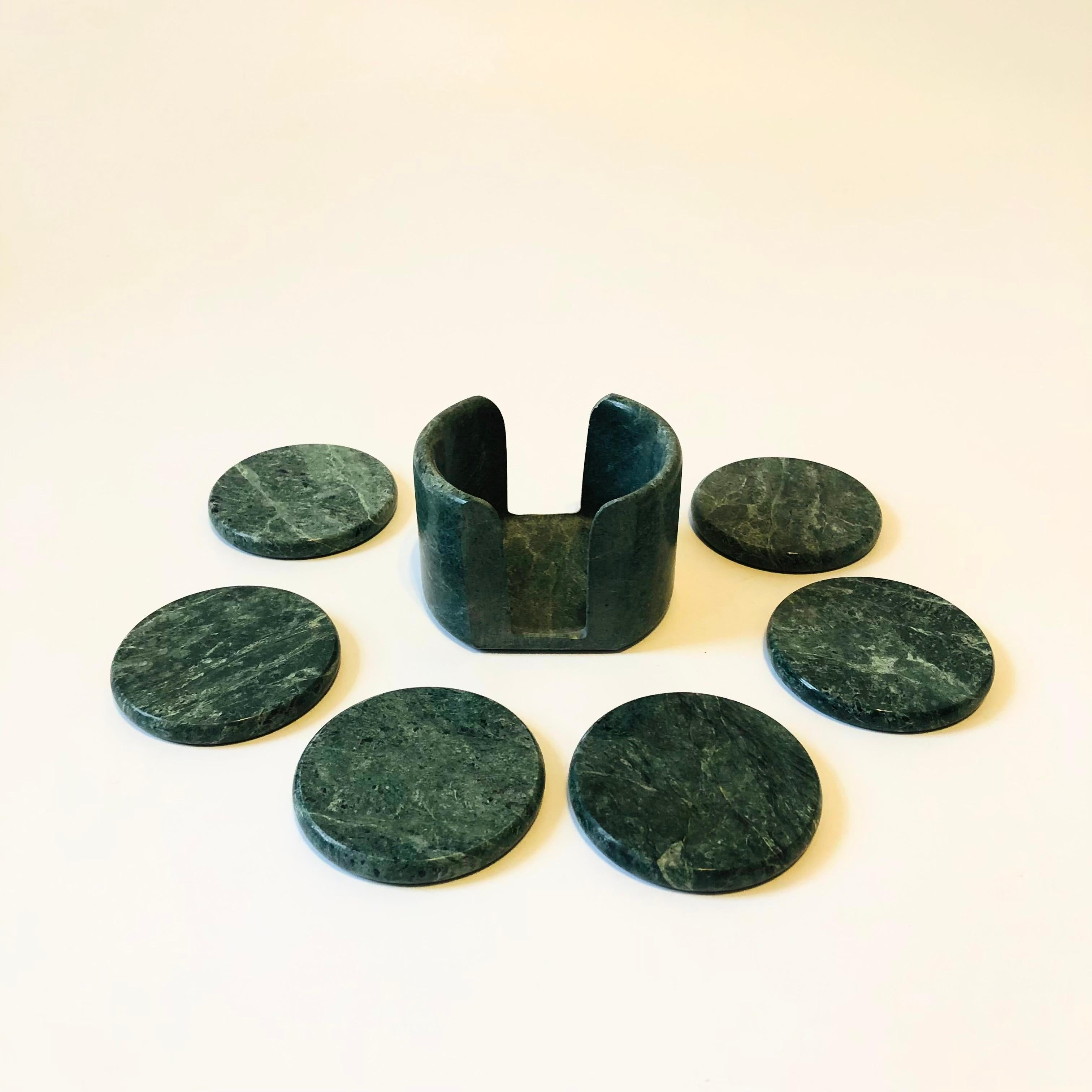 Green Stone Coaster Set - Set of 6 Coasters in Holder In Good Condition In Vallejo, CA