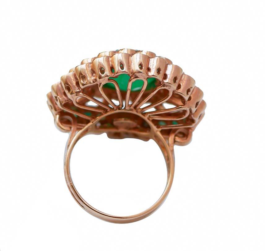 Rétro Green Stone, Emeralds, Diamonds, Rose Gold and Silver Ring. in vendita