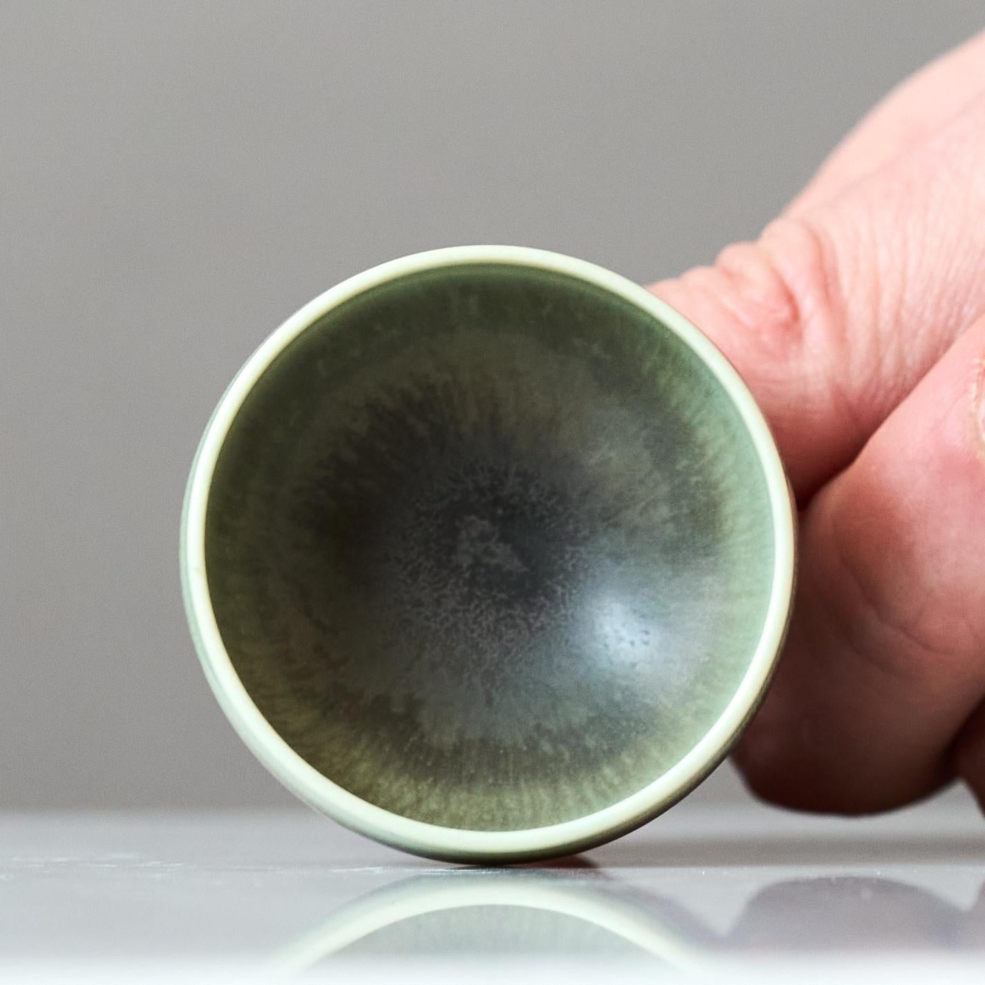 Glazed Green Stoneware Miniature Bowl by Berndt Friberg. Gustavsberg, Sweden, 1960s For Sale