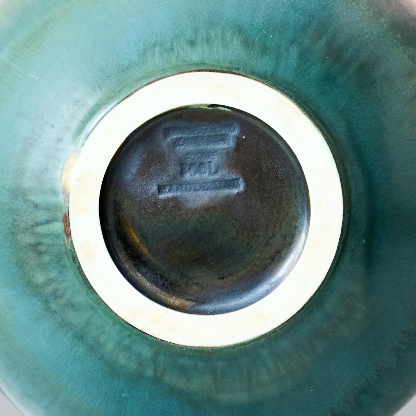 Vaso in gres verde di Gertrud Lönegren, Rörstrand, Svezia, 1930. in vendita 3
