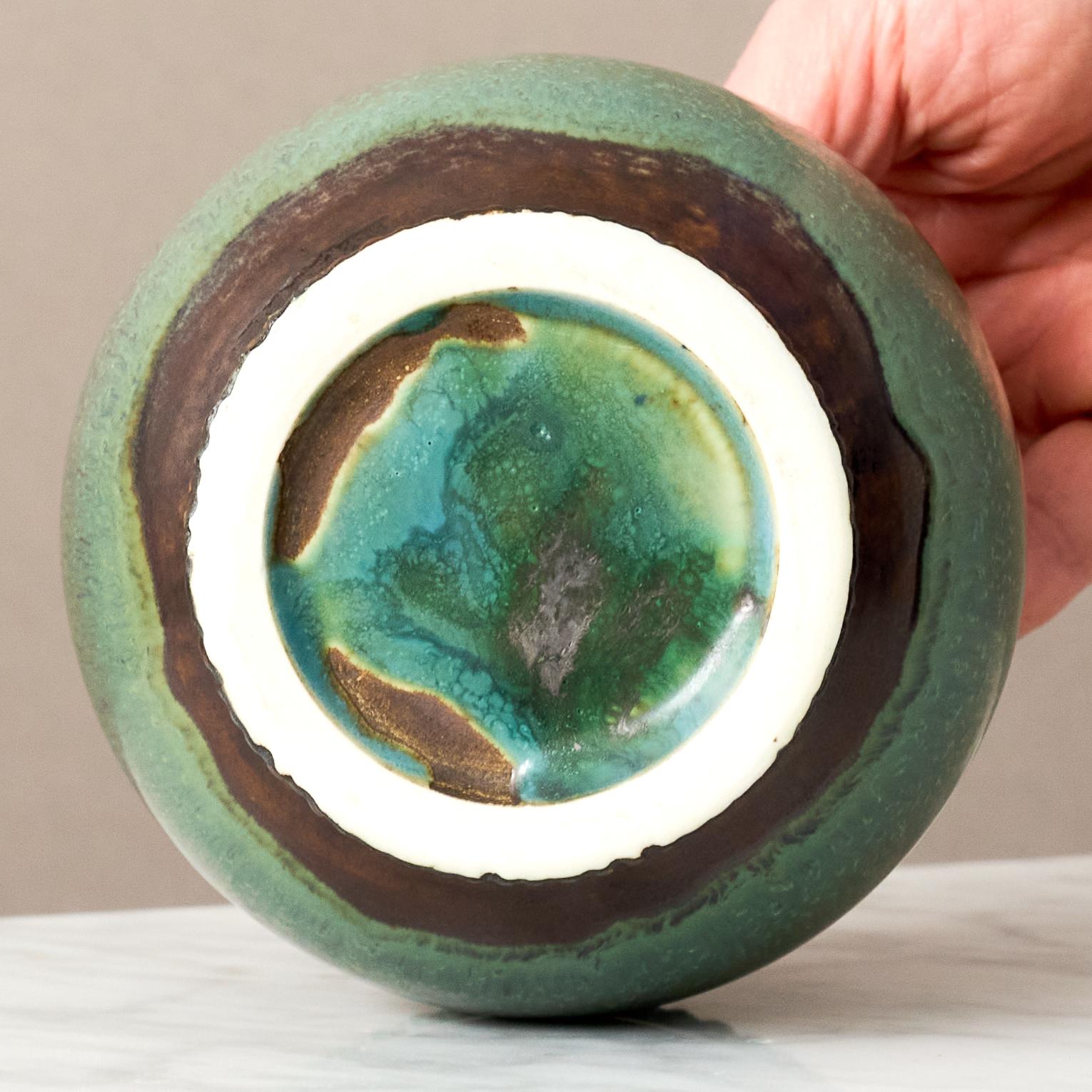 Jarrón de gres verde de Gertrud Lönegren, Rörstrand, Suecia, años 30. Cerámico en venta