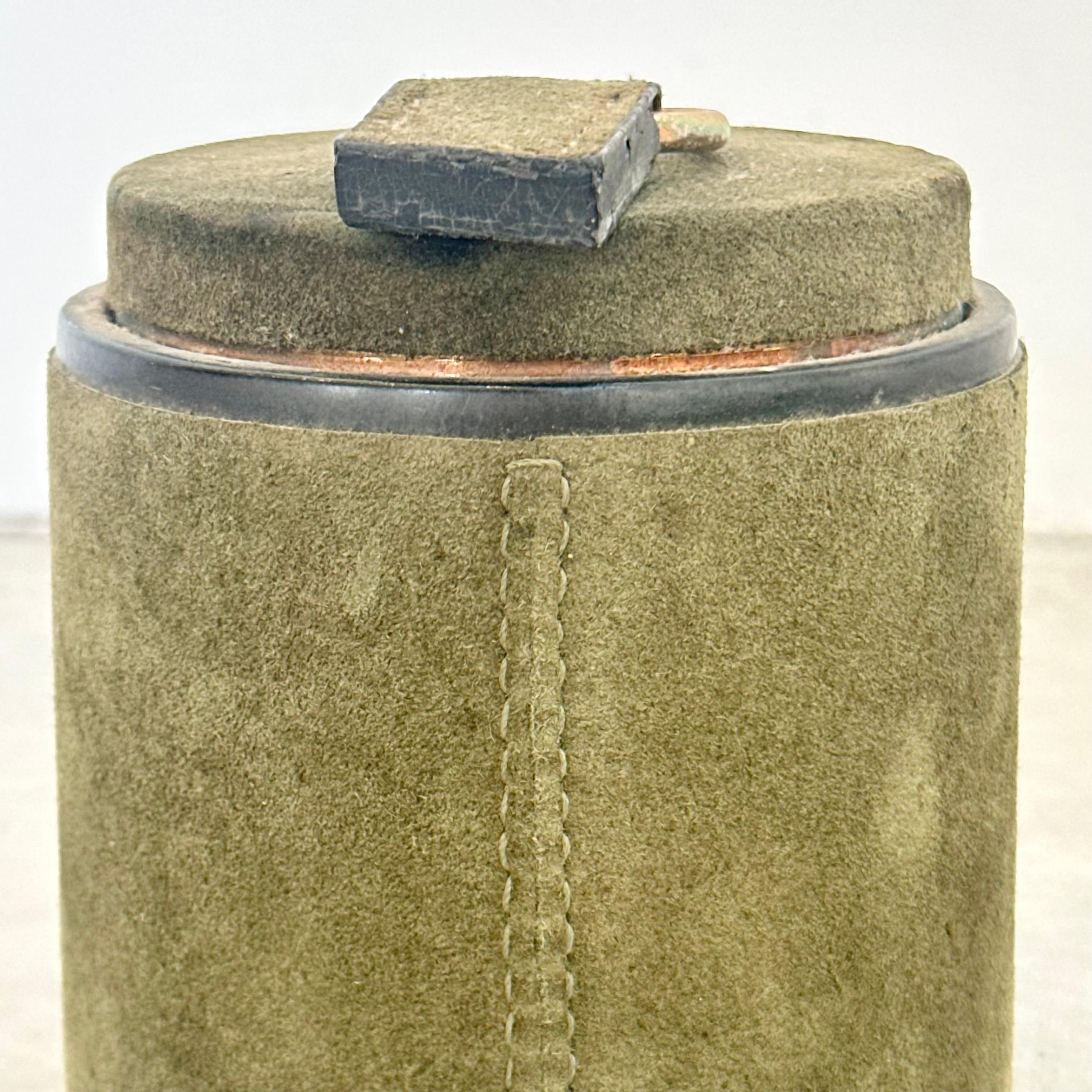 Green Suede and Ceramic Smoking Set by Longchamp, 1950s France For Sale 8