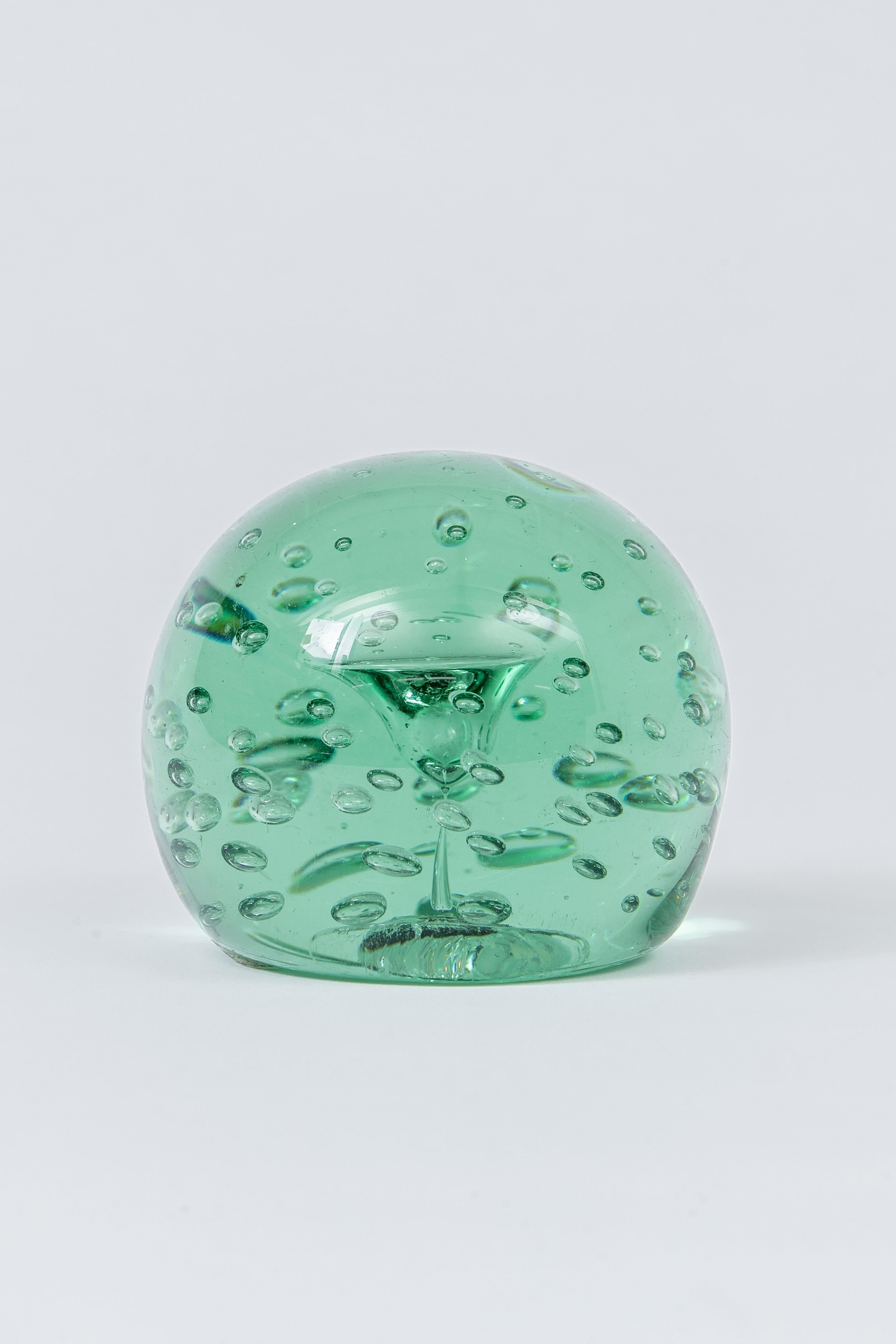 Mid-20th Century Green Sulfur Glass Orb Paperweight Sculpture, Italy, 1960s