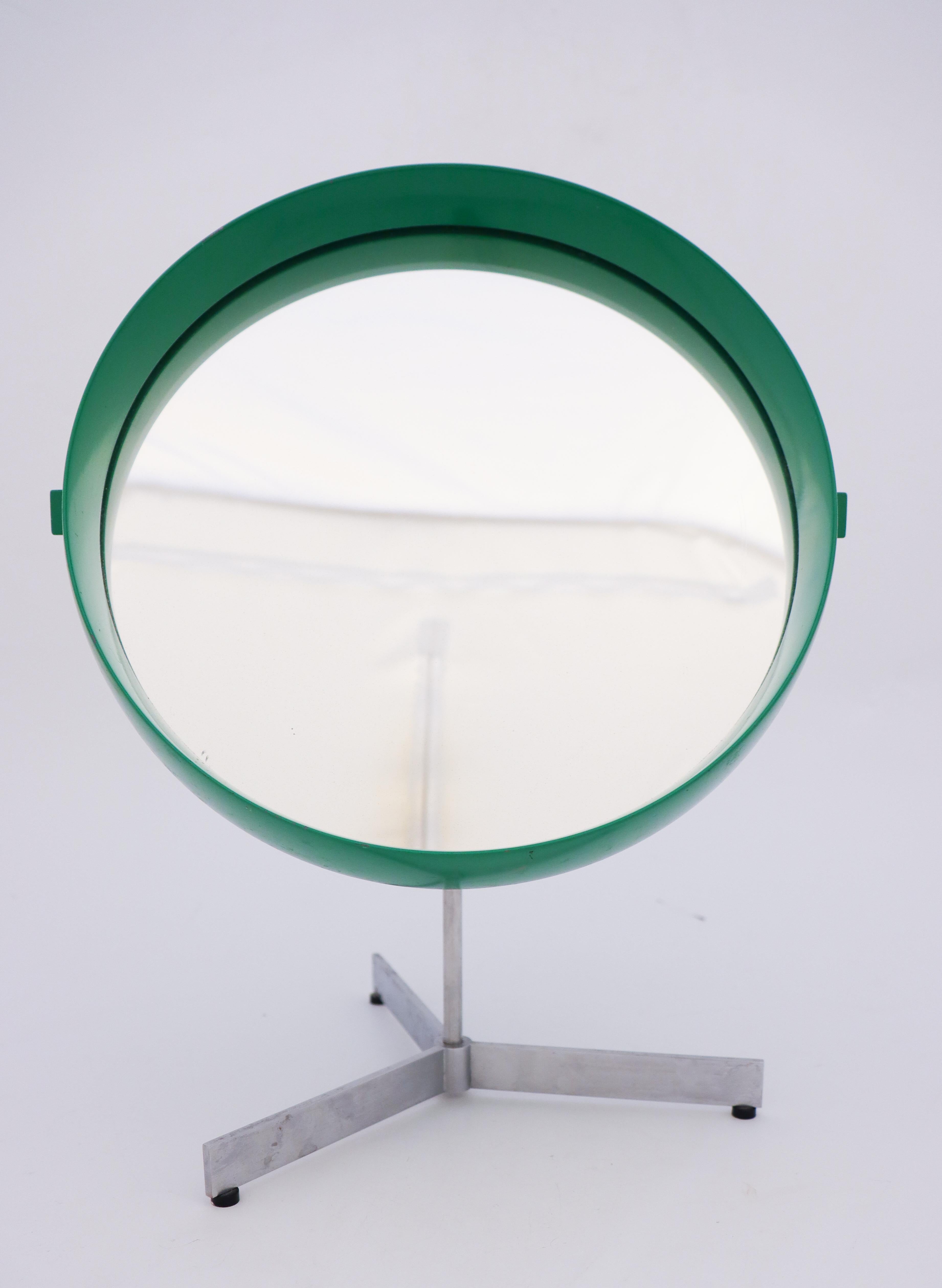 Suédois Miroir de table vert, Luxus, Uno & sten Kristiansson, Vittsj, Suède, années 1960 en vente