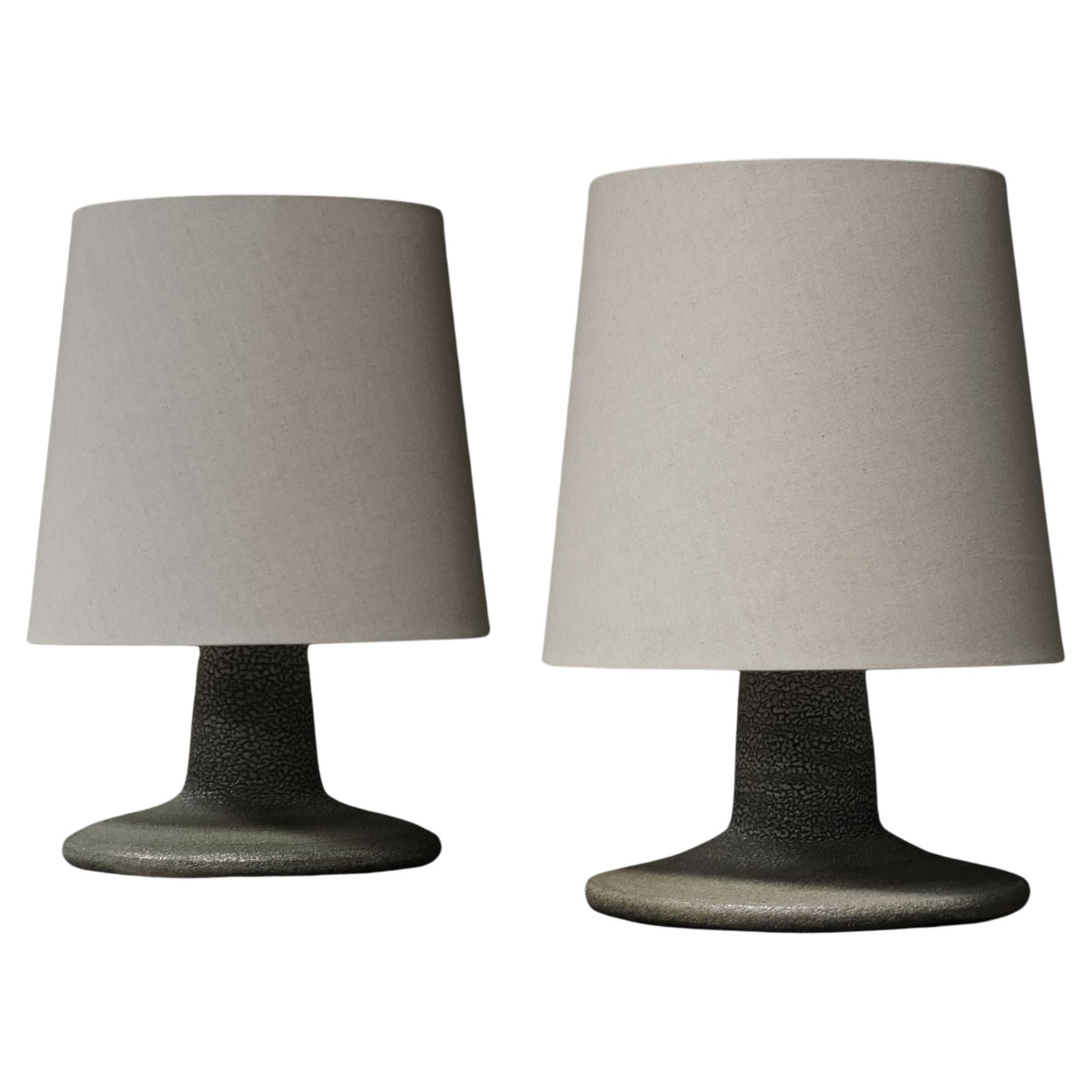 Green Textured Ceramic Table Lamp For Sale