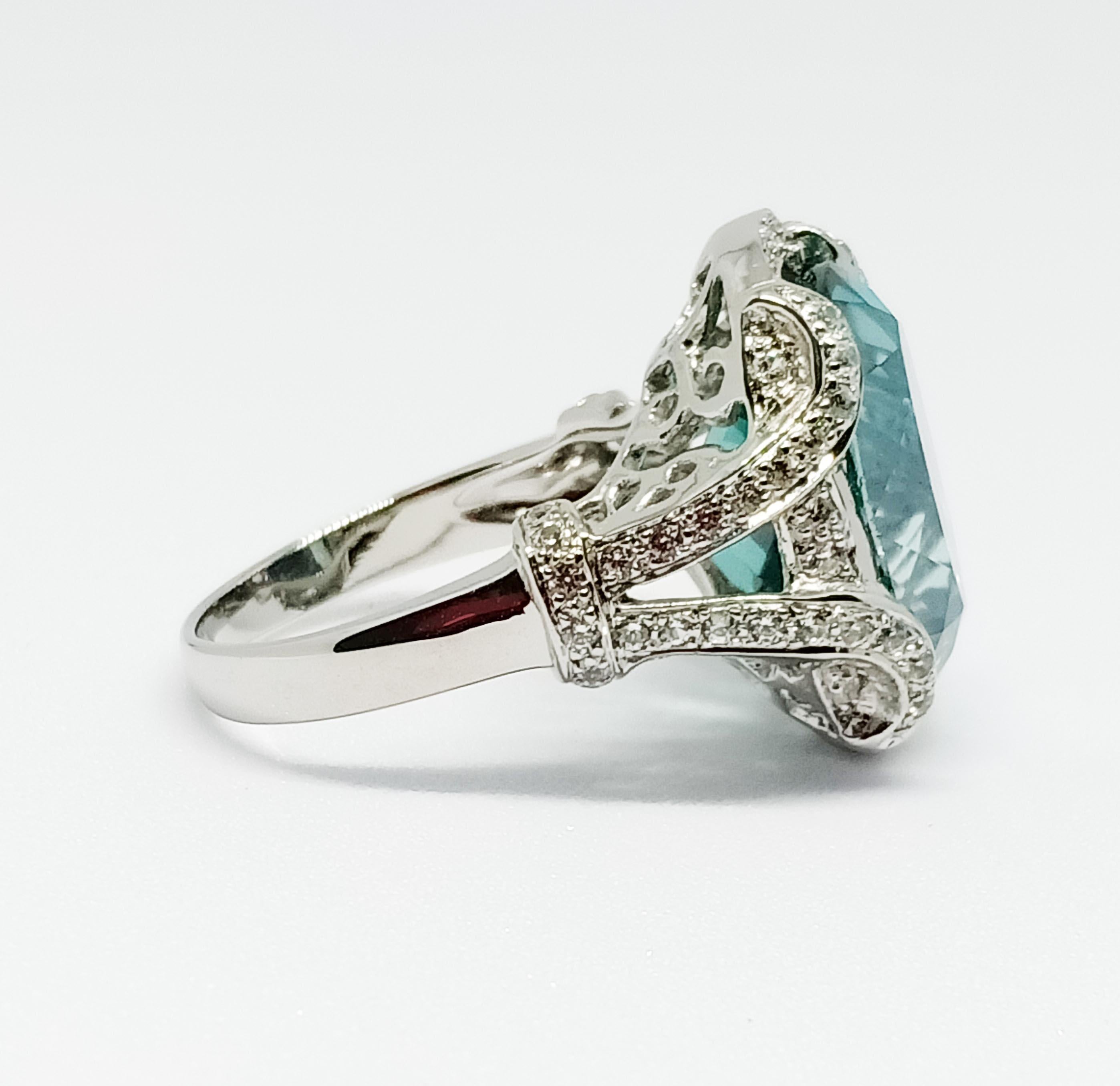 Women's Green topaz ring (8.79cts) with white zircon , silver in white gold Plated