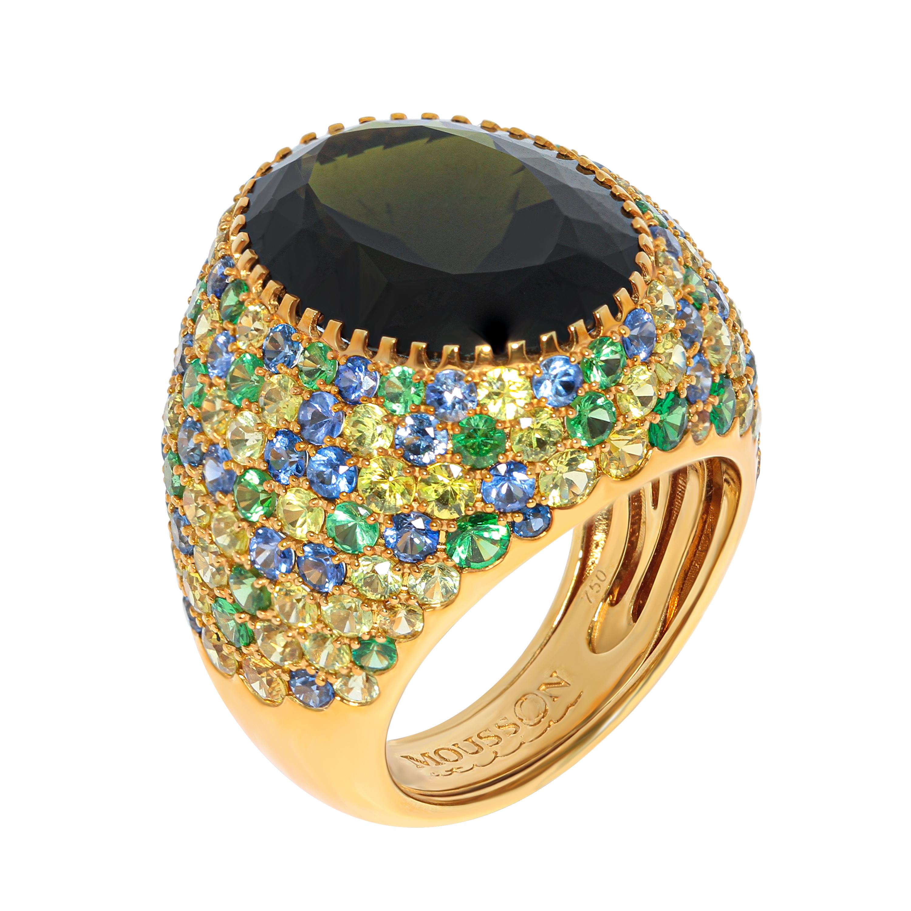 Green Tourmaline 11.94 Carat Sapphires 18 Karat Yellow Gold Riviera Ring
The name and the variety of colours in this collection are associated with the bright Italian and French Riviera, vivid and colourful houses and sun reflections on the water. A