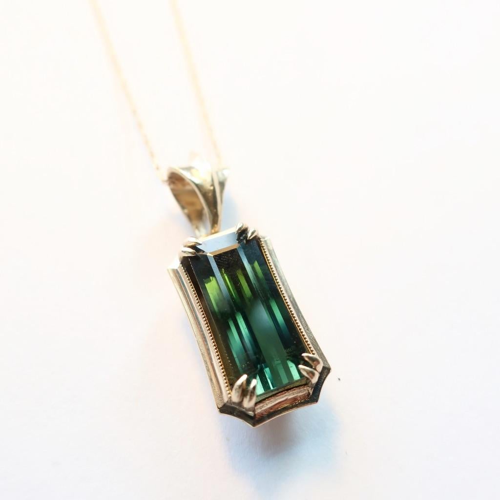 Artisan Green Tourmaline 14 Karat Yellow Gold Pendant For Sale