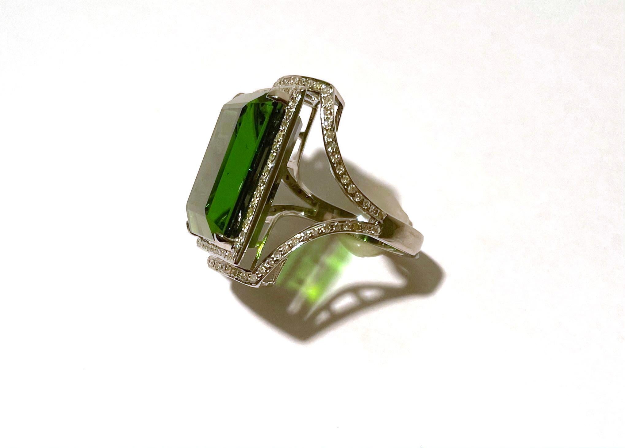 Green Tourmaline 25.2cts Emerald Cut with Pave Diamonds Ring In New Condition For Sale In Laguna Beach, CA
