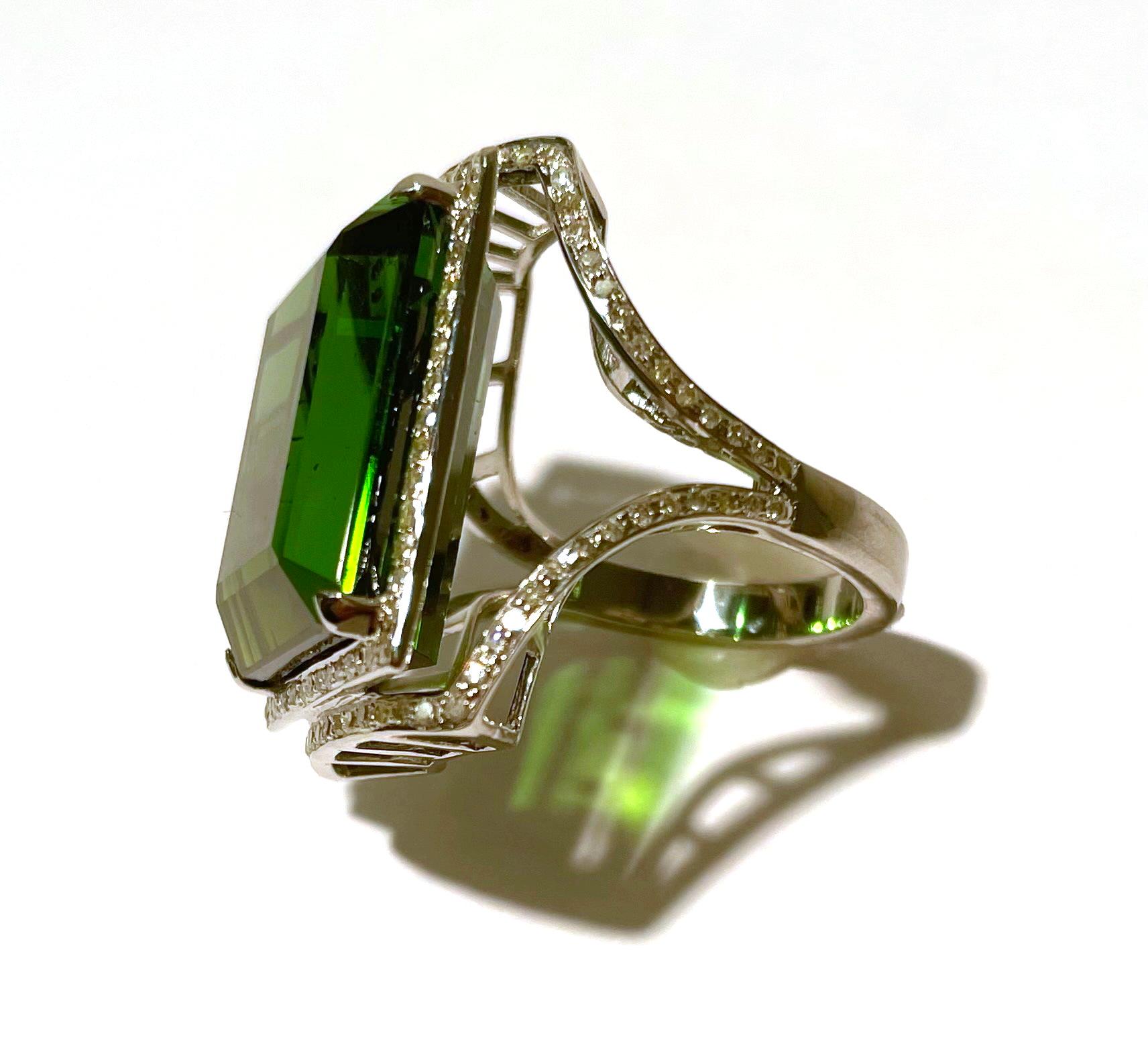 Women's Green Tourmaline 25.2cts Emerald Cut with Pave Diamonds Ring For Sale
