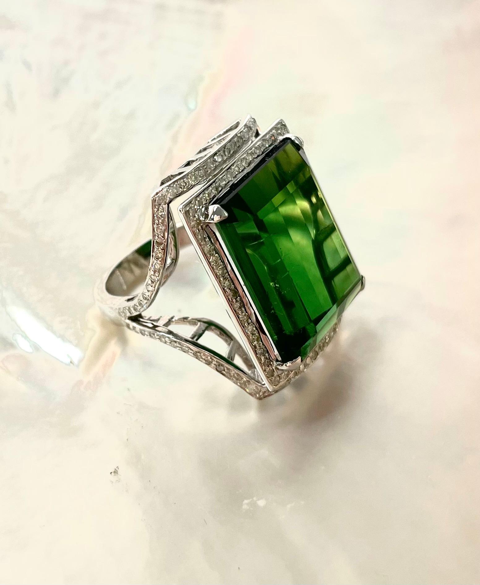 Green Tourmaline 25.2cts Emerald Cut with Pave Diamonds Ring For Sale 2