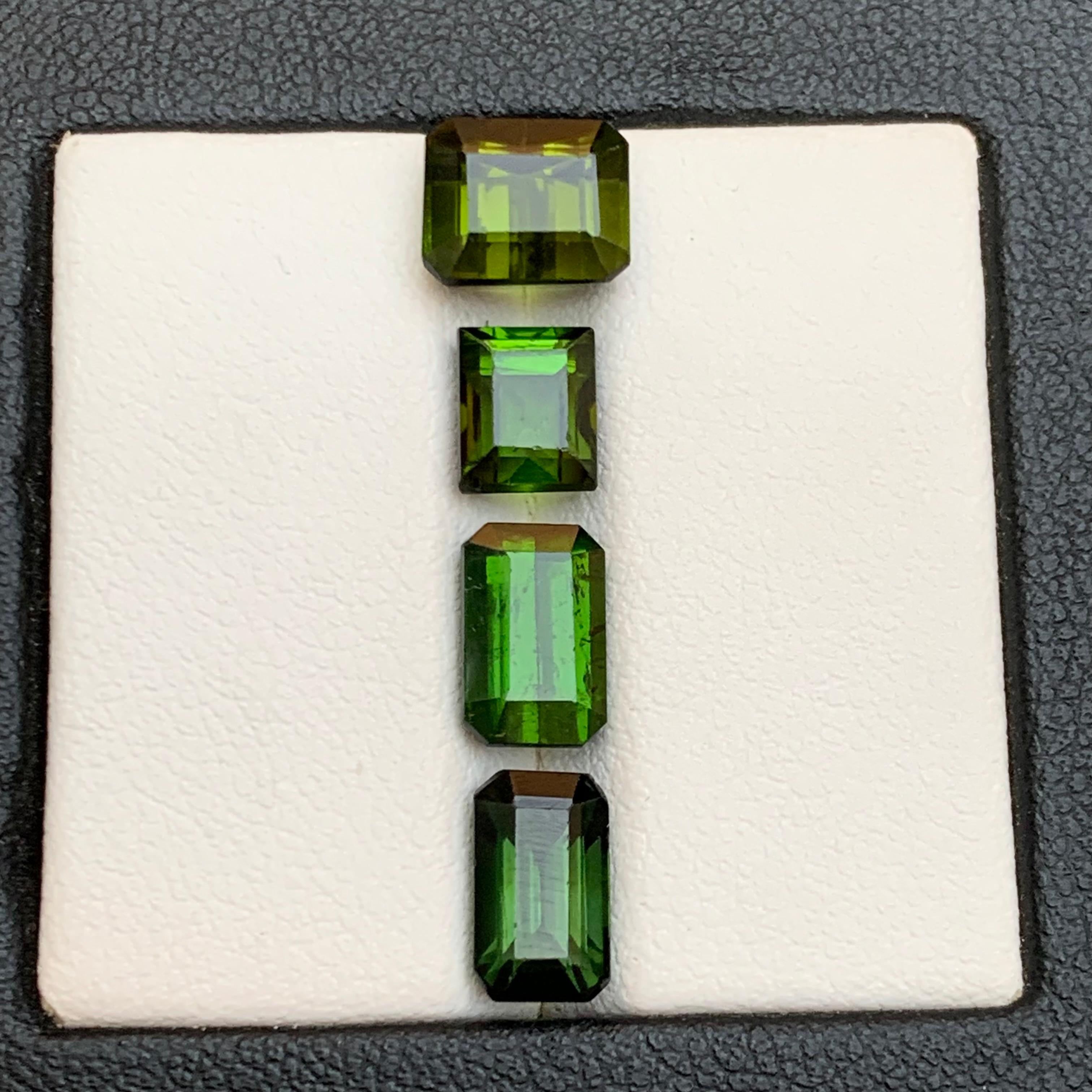 Grüner Turmalin 8.60 Ct Natürliche Lose Edelsteine - Smaragd Schliff Sammlerstück (Zeitgenössisch) im Angebot