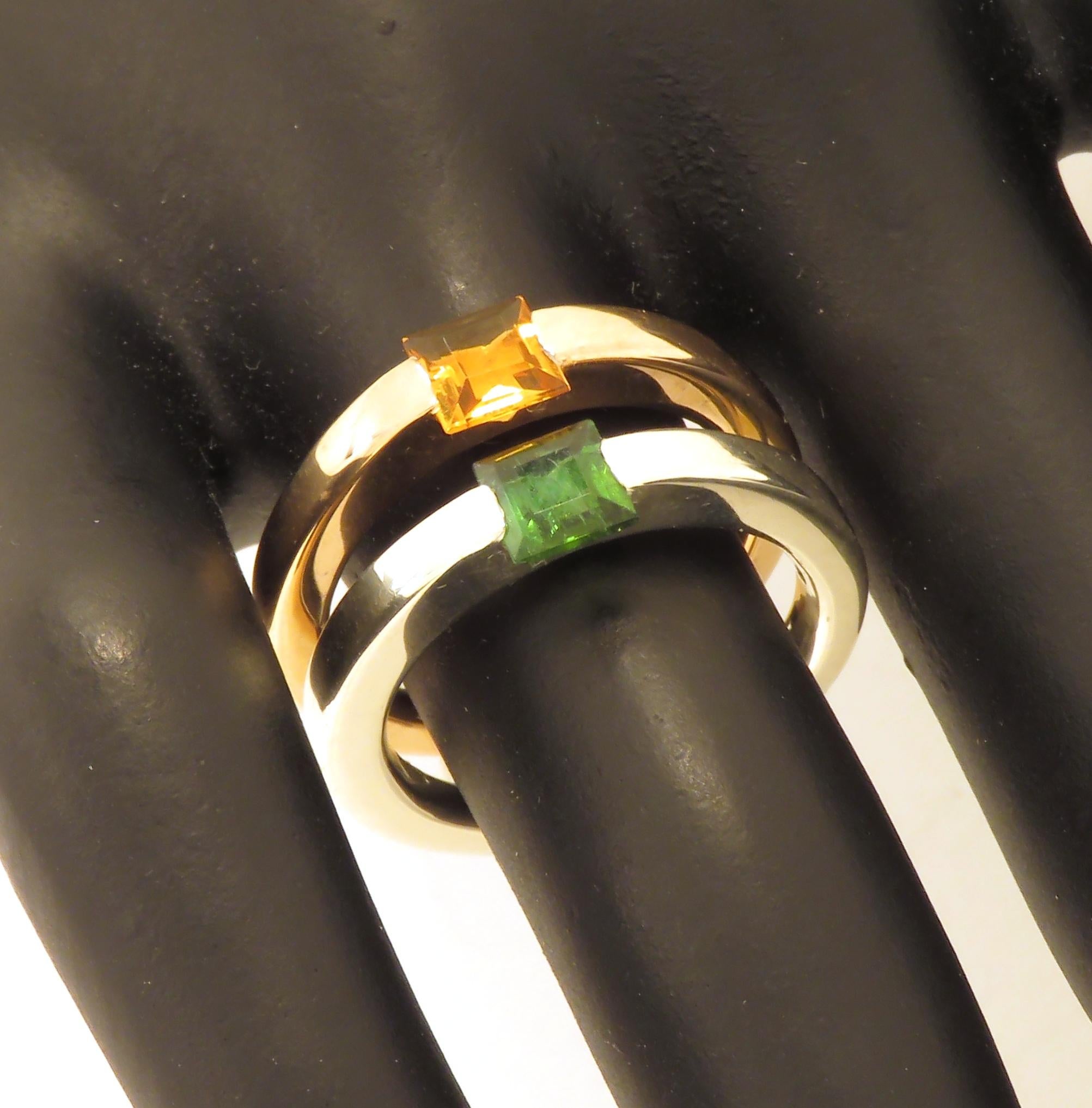 Green Tourmaline 9 Karat White Gold Band Ring Handcrafted in Italy For Sale 4
