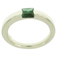 Green Tourmaline 9 Karat White Gold Band Ring Handcrafted in Italy