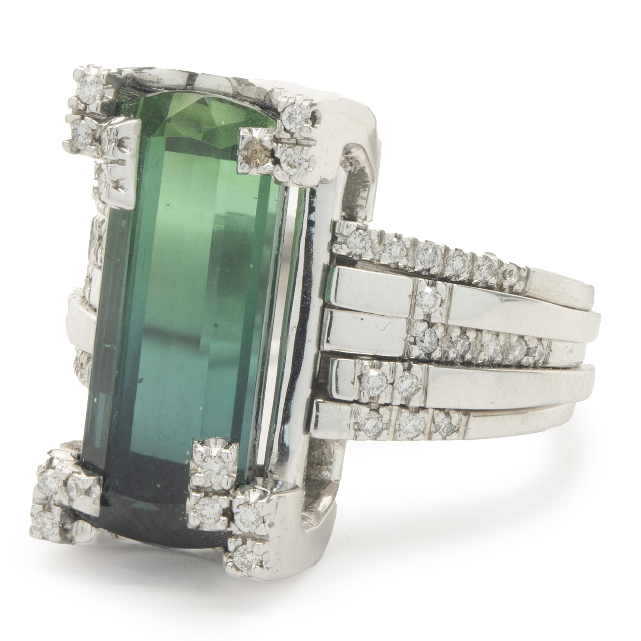 Green Tourmaline and Diamond Cocktail Ring In Excellent Condition For Sale In Scottsdale, AZ