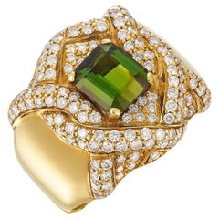Green Tourmaline and Diamond Cocktail Ring set in Yellow Gold 