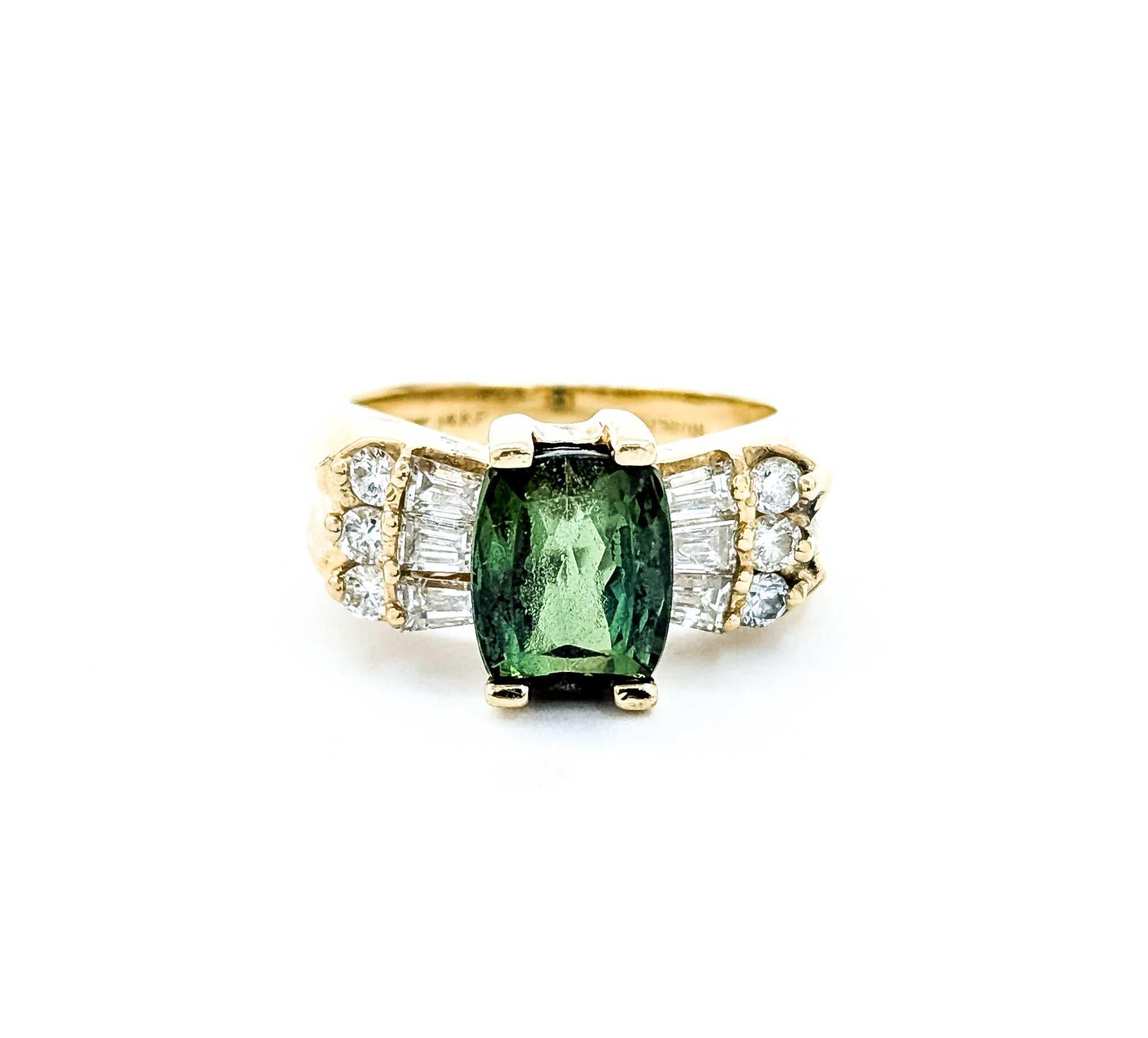 Anello con tormalina verde e diamanti in oro giallo 14K in vendita 4