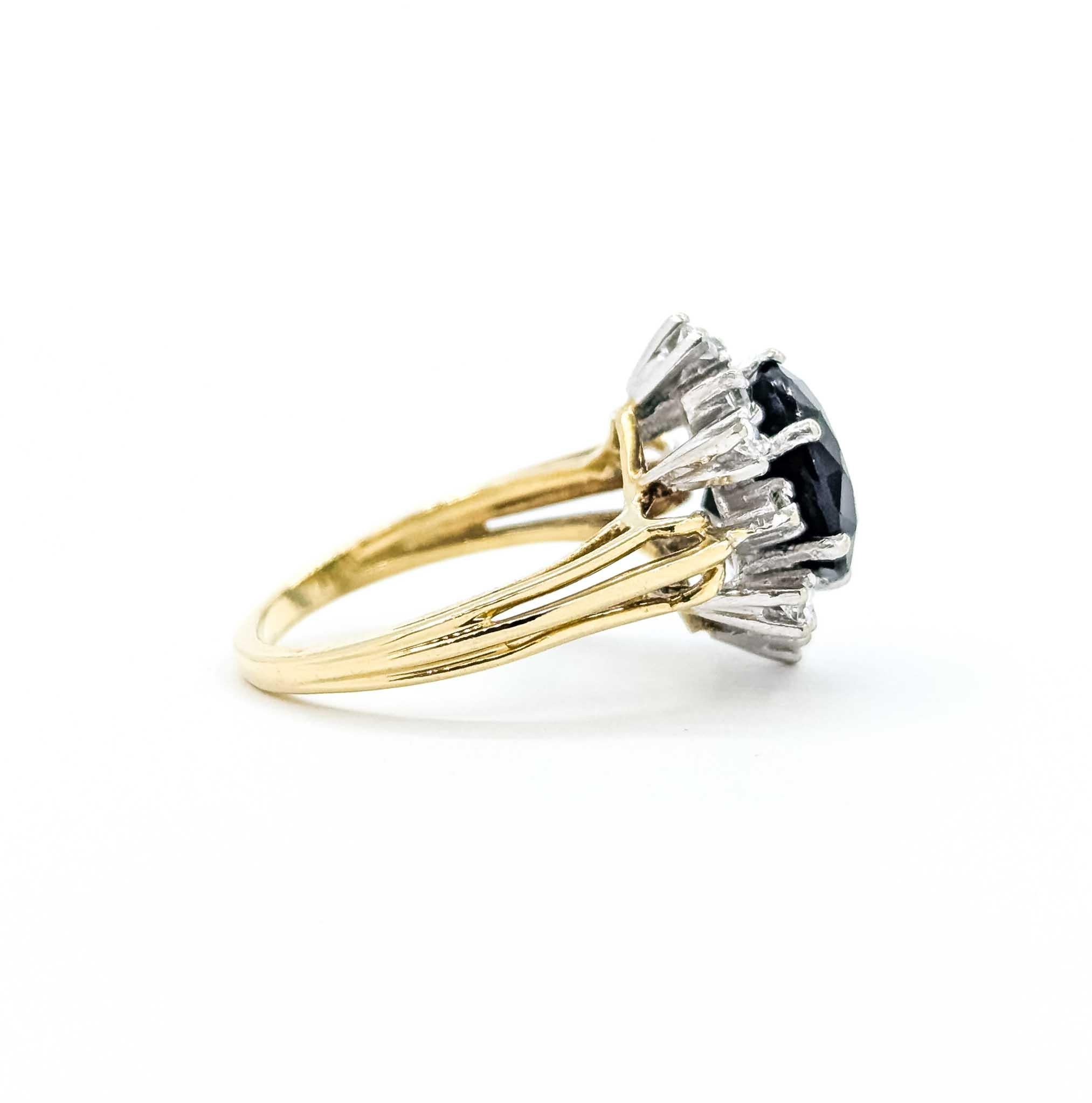 De las mujeres Anillo Copo de Nieve de Turmalina Verde y Diamante en Oro Amarillo de 18k en venta