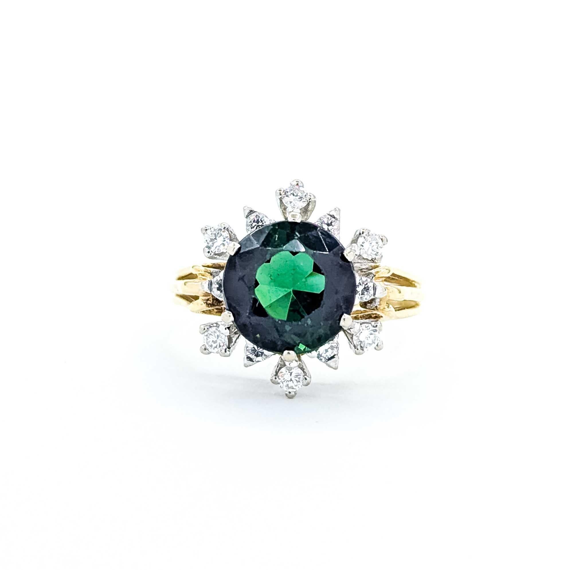 Anillo Copo de Nieve de Turmalina Verde y Diamante en Oro Amarillo de 18k en venta 2