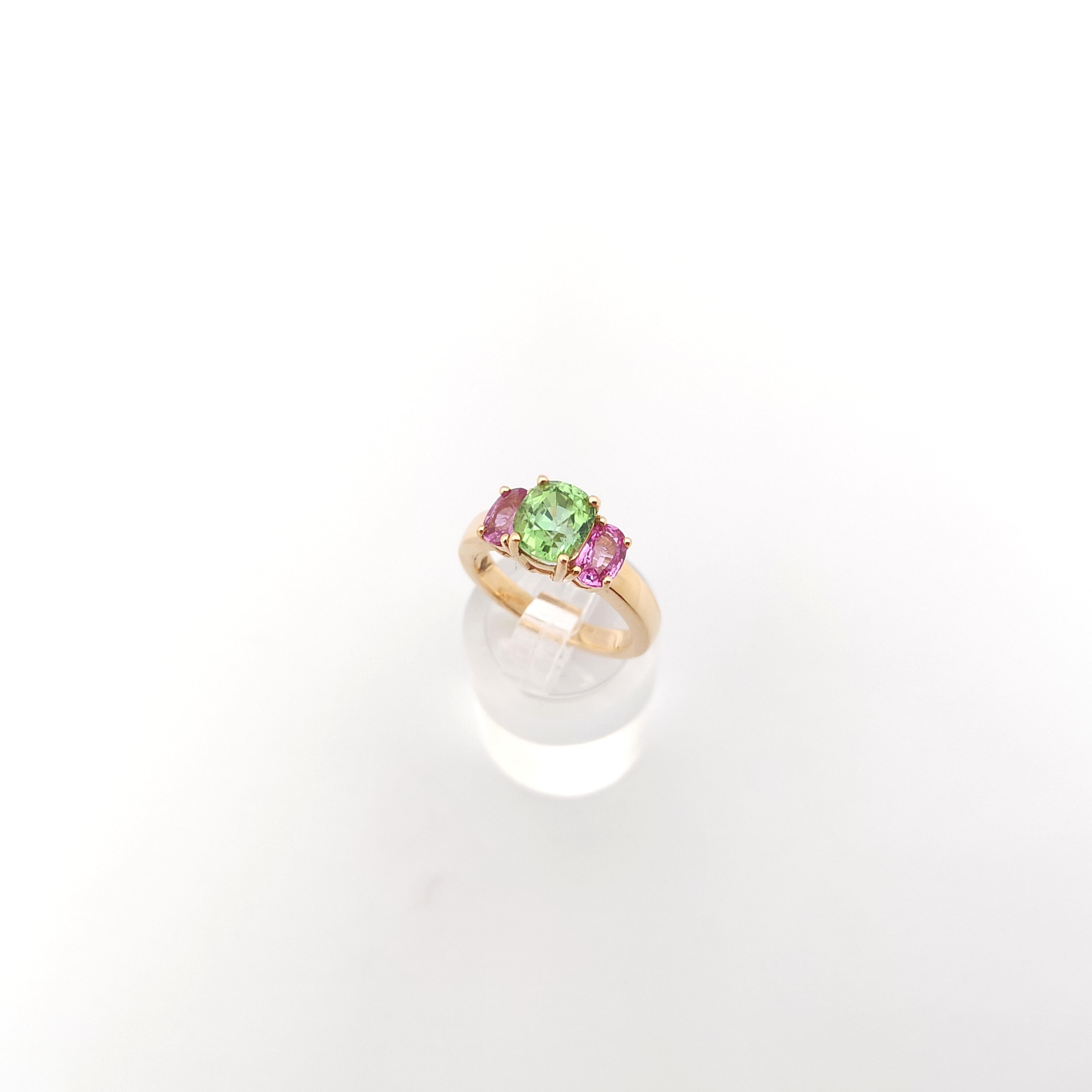 Green Tourmaline and Pink Sapphire Ring set in 18K Rose Gold Settings For Sale 8