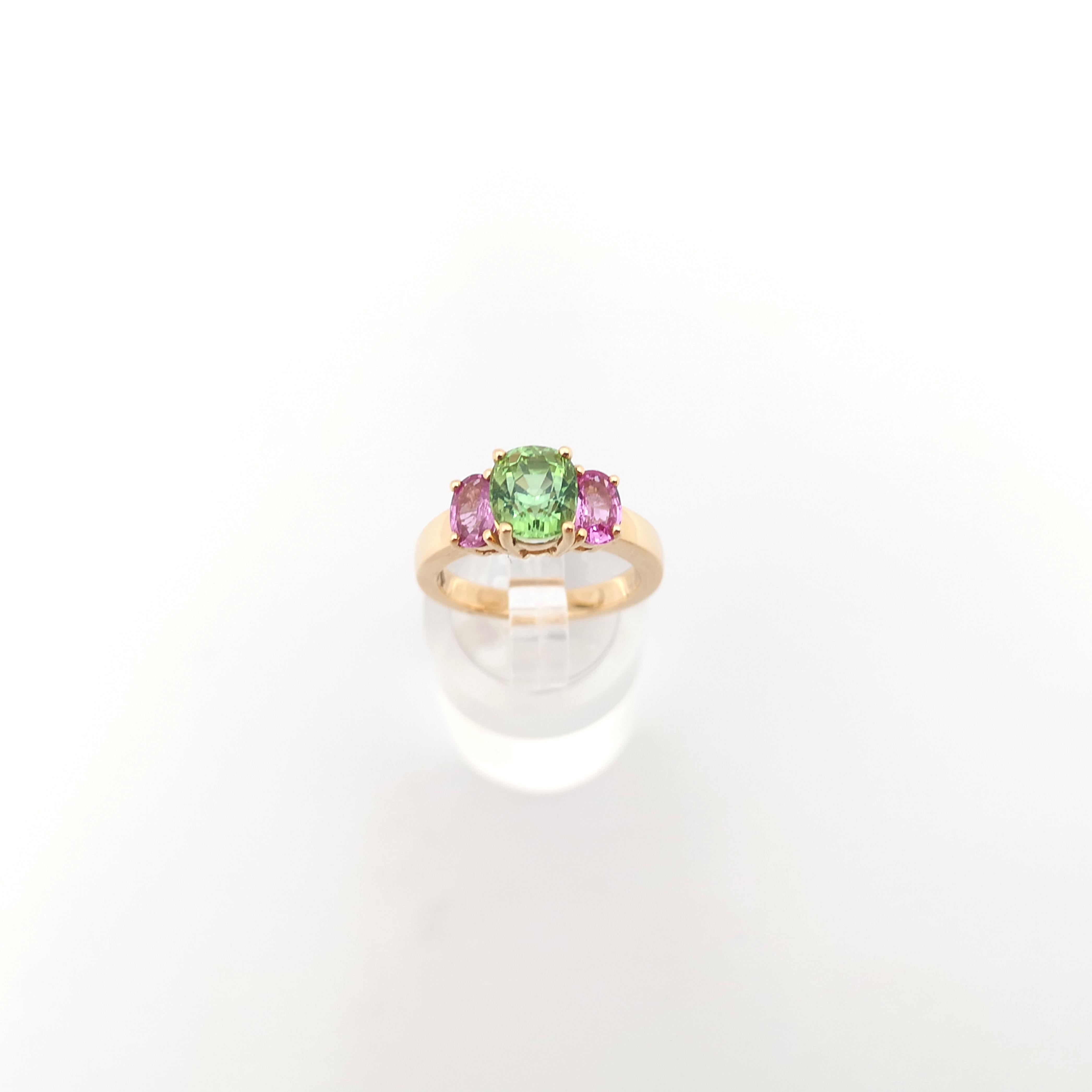 Green Tourmaline and Pink Sapphire Ring set in 18K Rose Gold Settings For Sale 1