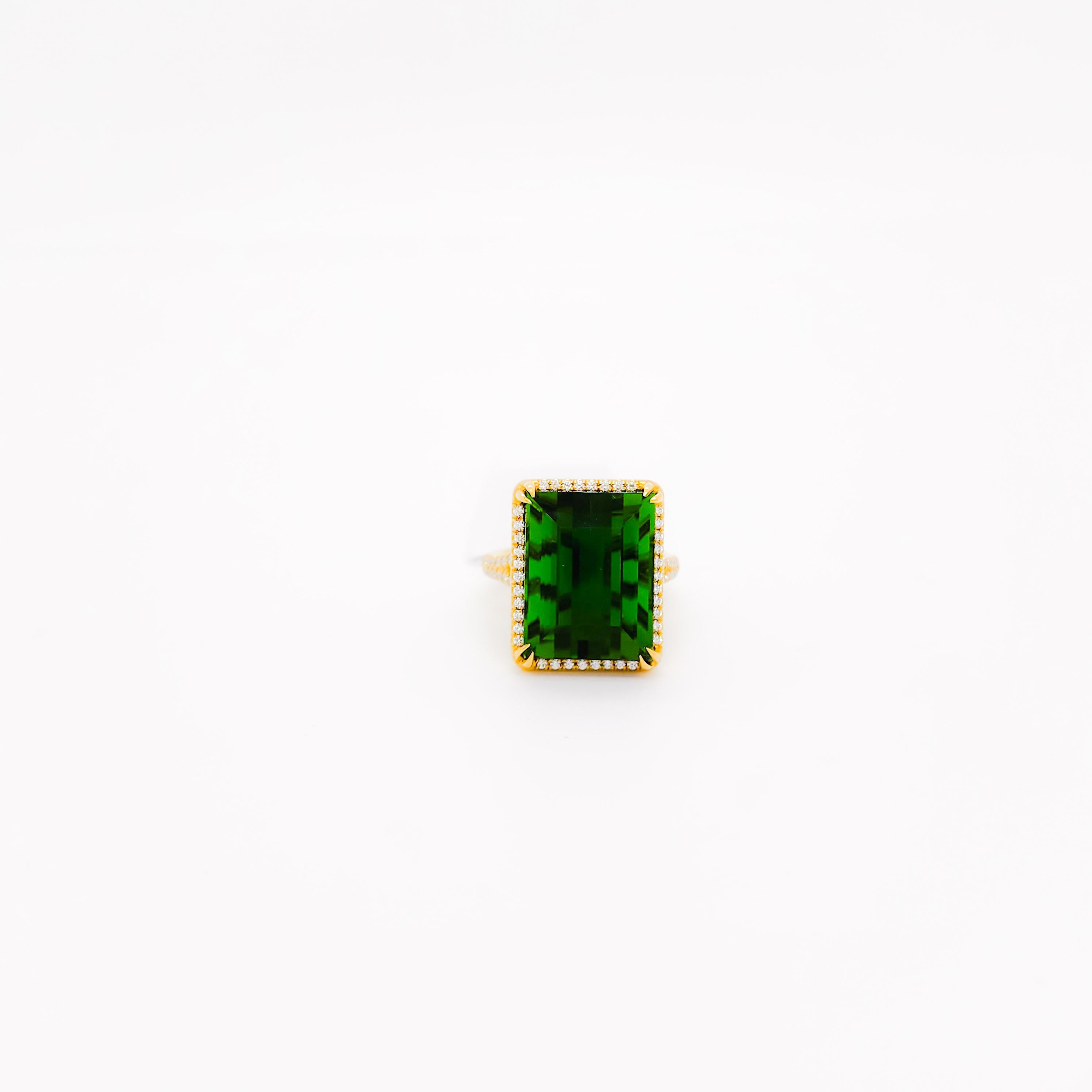 Emerald Cut Green Tourmaline and White Diamond Cocktail Ring in 18k Yellow Gold For Sale
