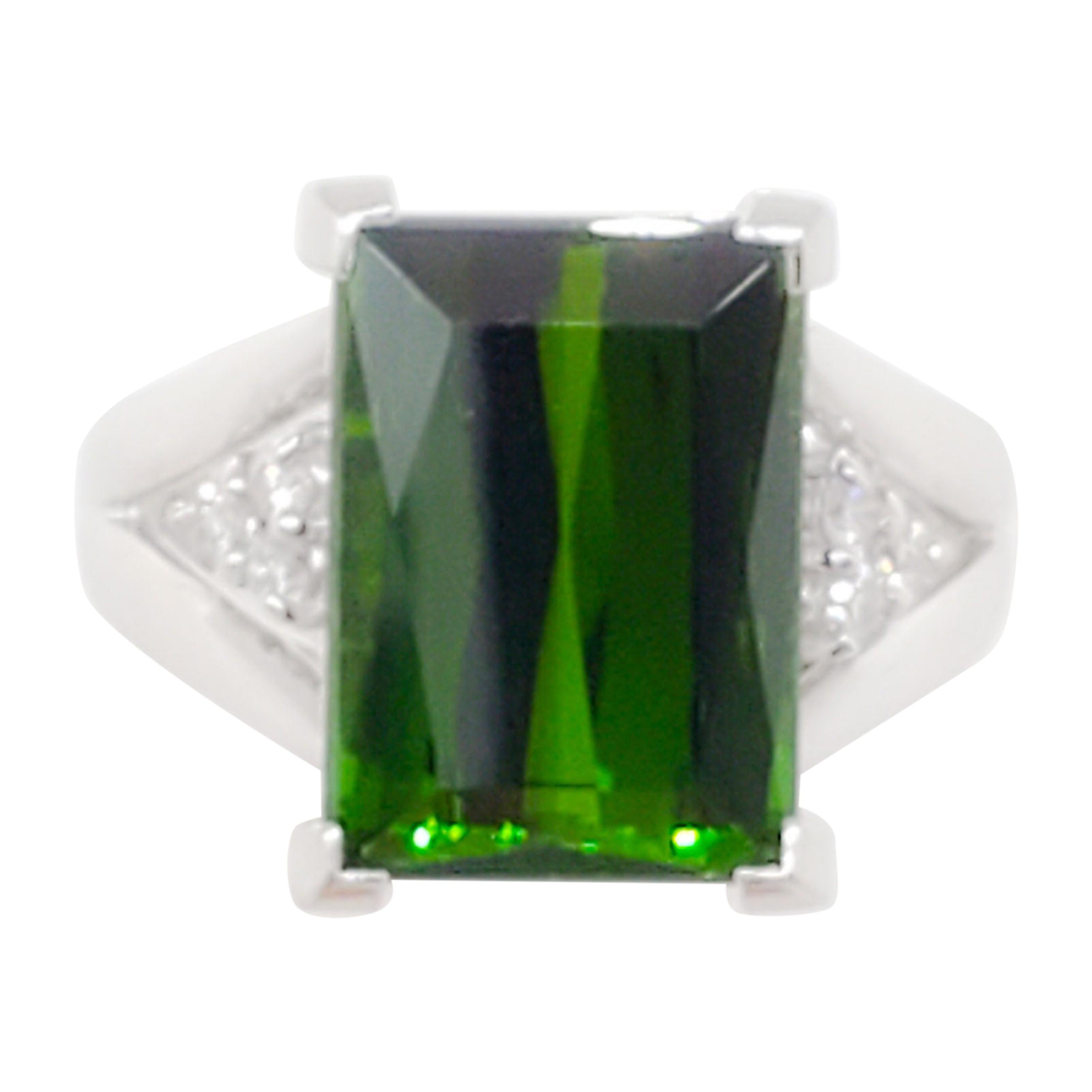 Green Tourmaline and White Diamond Cocktail Ring in Platinum
