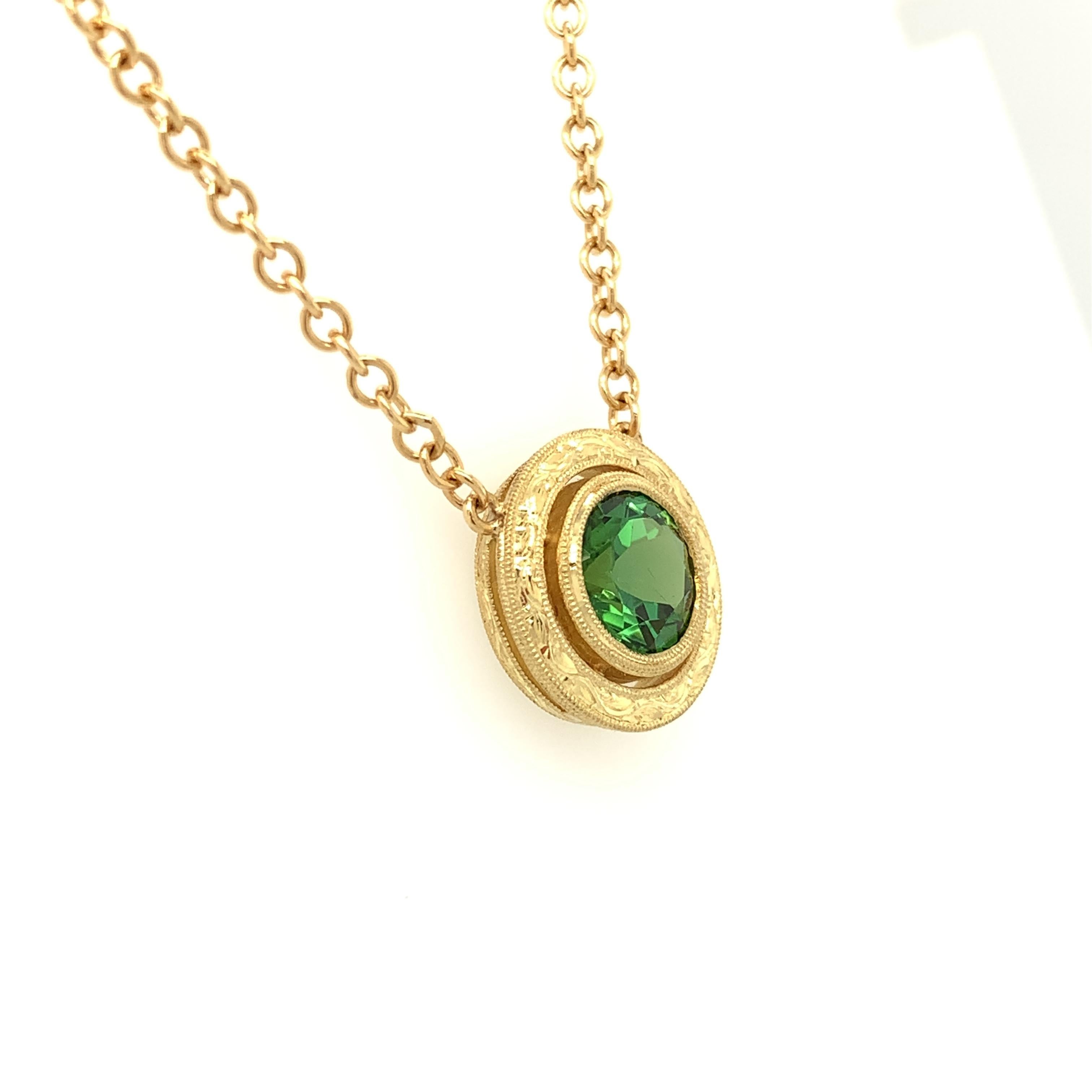 Round Cut Green Tourmaline and Yellow Gold Round Bezel Engraved Pendant Chain Necklace