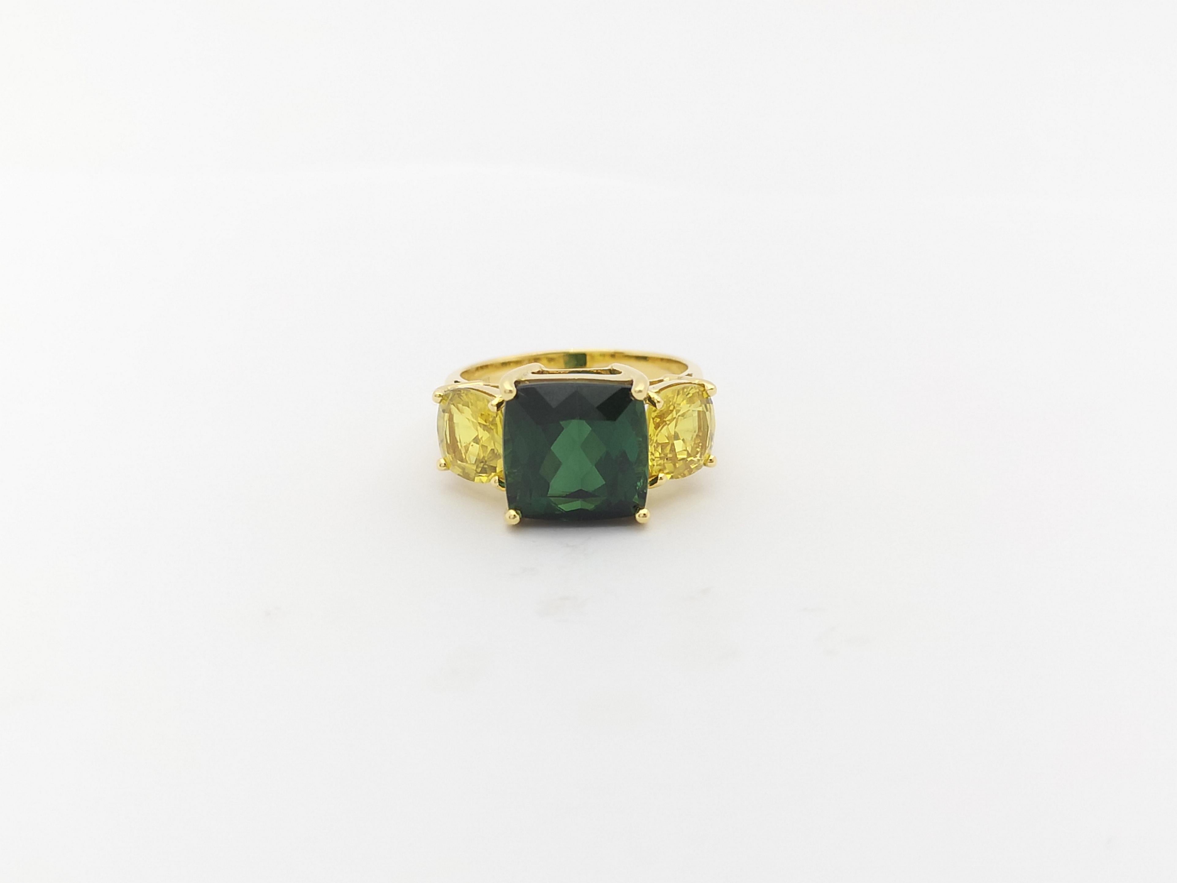 Green Tourmaline and Yellow Sapphire Ring Set in 18 Karat Gold Settings For Sale 3