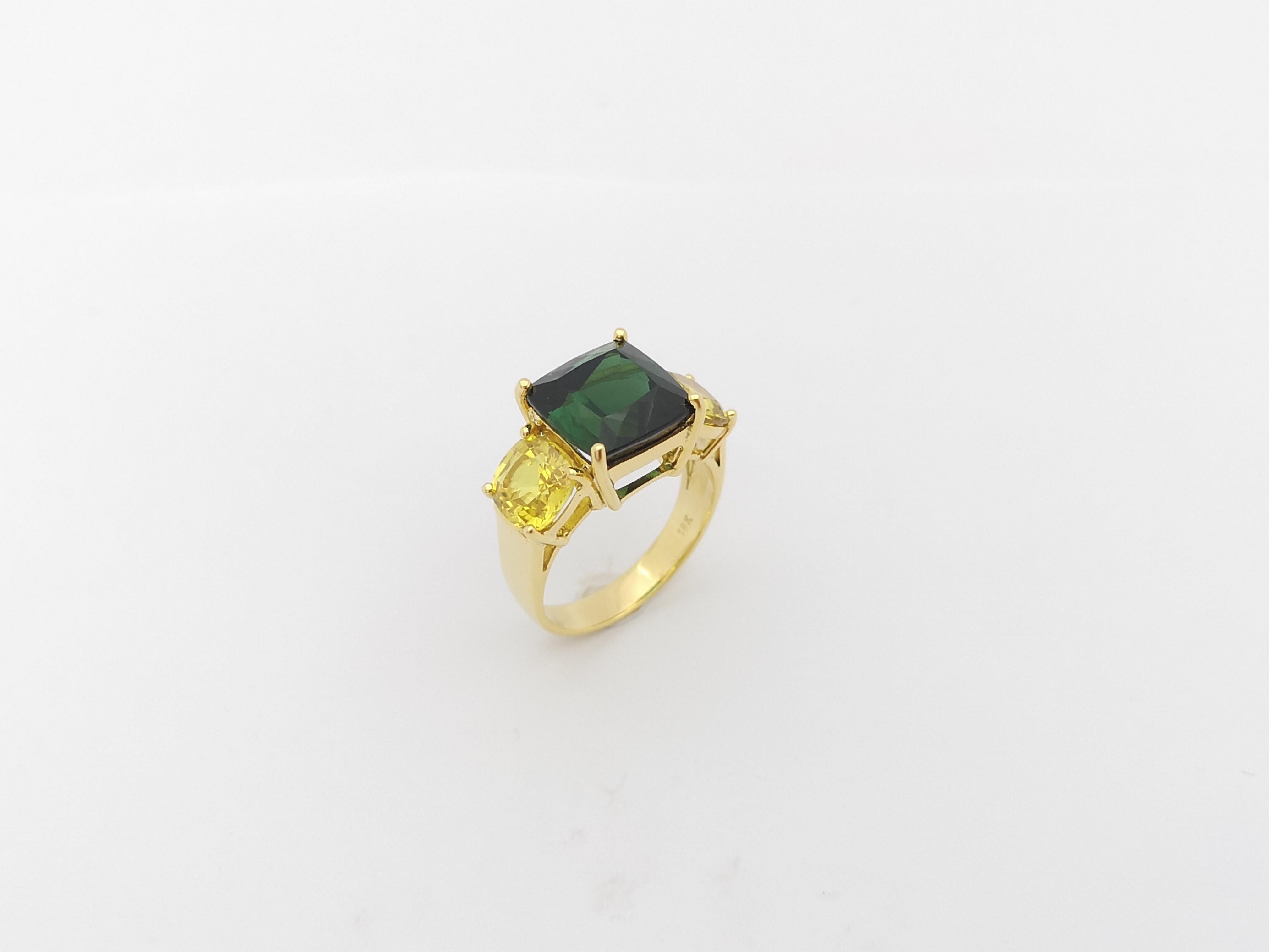 Green Tourmaline and Yellow Sapphire Ring Set in 18 Karat Gold Settings For Sale 8