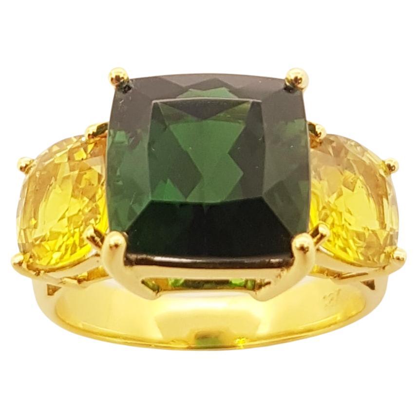 Green Tourmaline and Yellow Sapphire Ring Set in 18 Karat Gold Settings For Sale