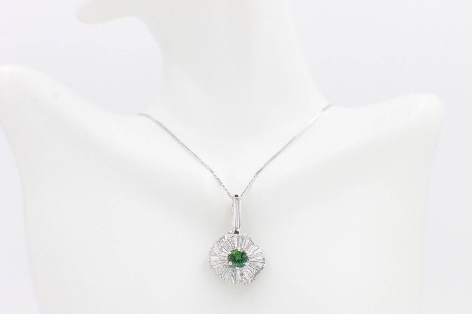 Green Tourmaline & Baguette Diamond 8.50TCW Ballerina Platinum Pendant Necklace  For Sale 3