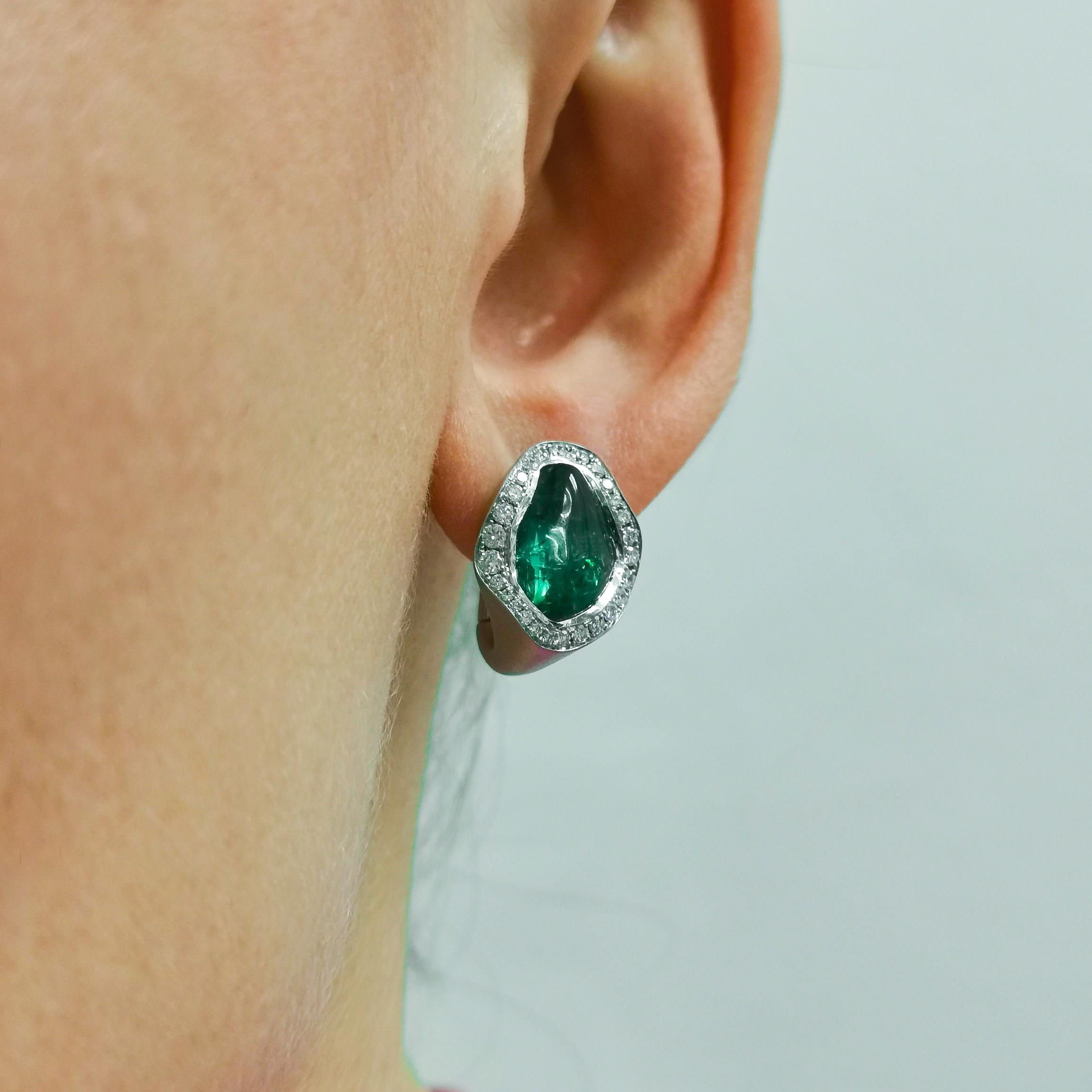 Green Tourmaline Baroque 7.93 Ct Diamonds 18 Karat White Gold Spectrum Earrings For Sale 3