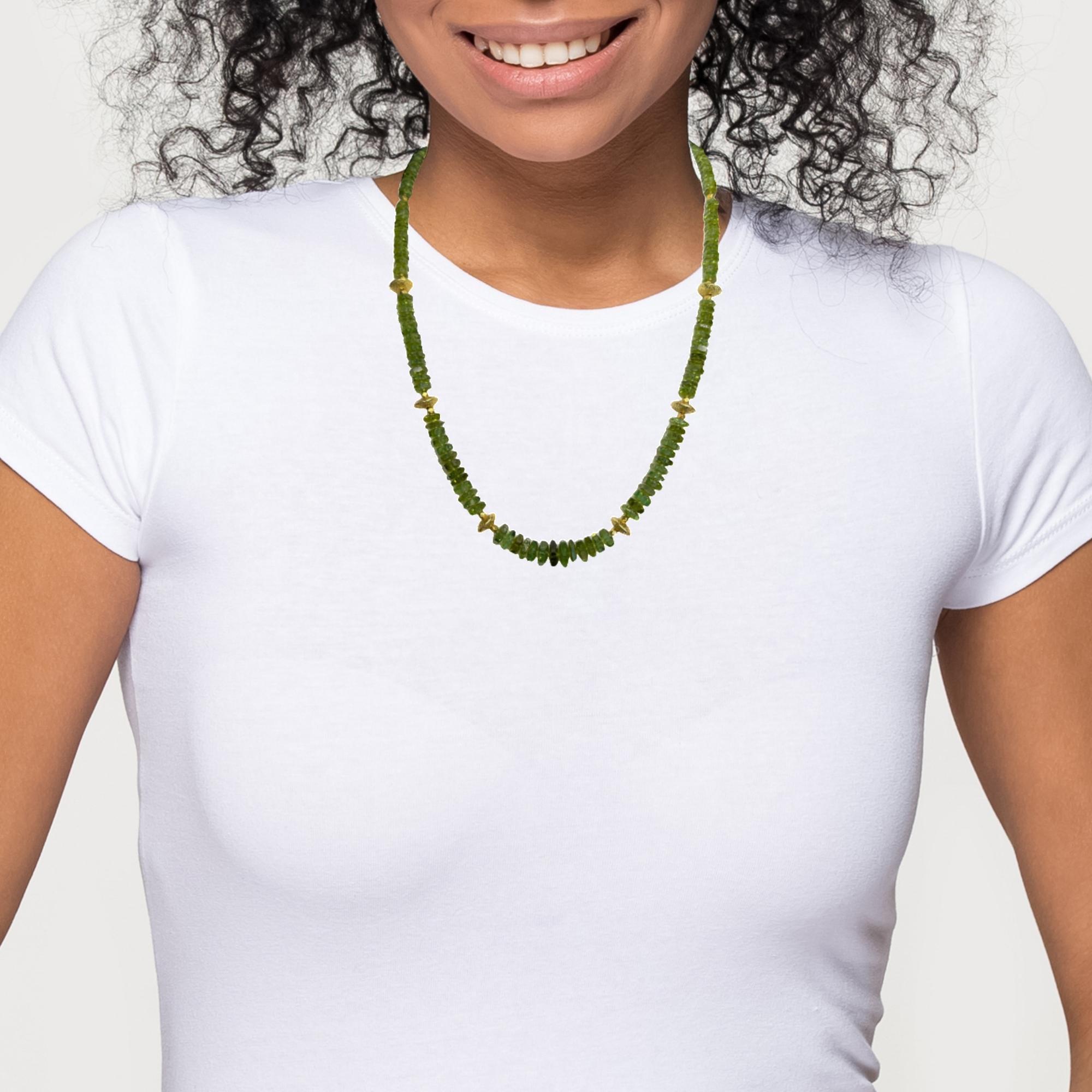 Green Tourmaline Bead and 18k Yellow Gold Necklace, Adjustable Length For Sale 8