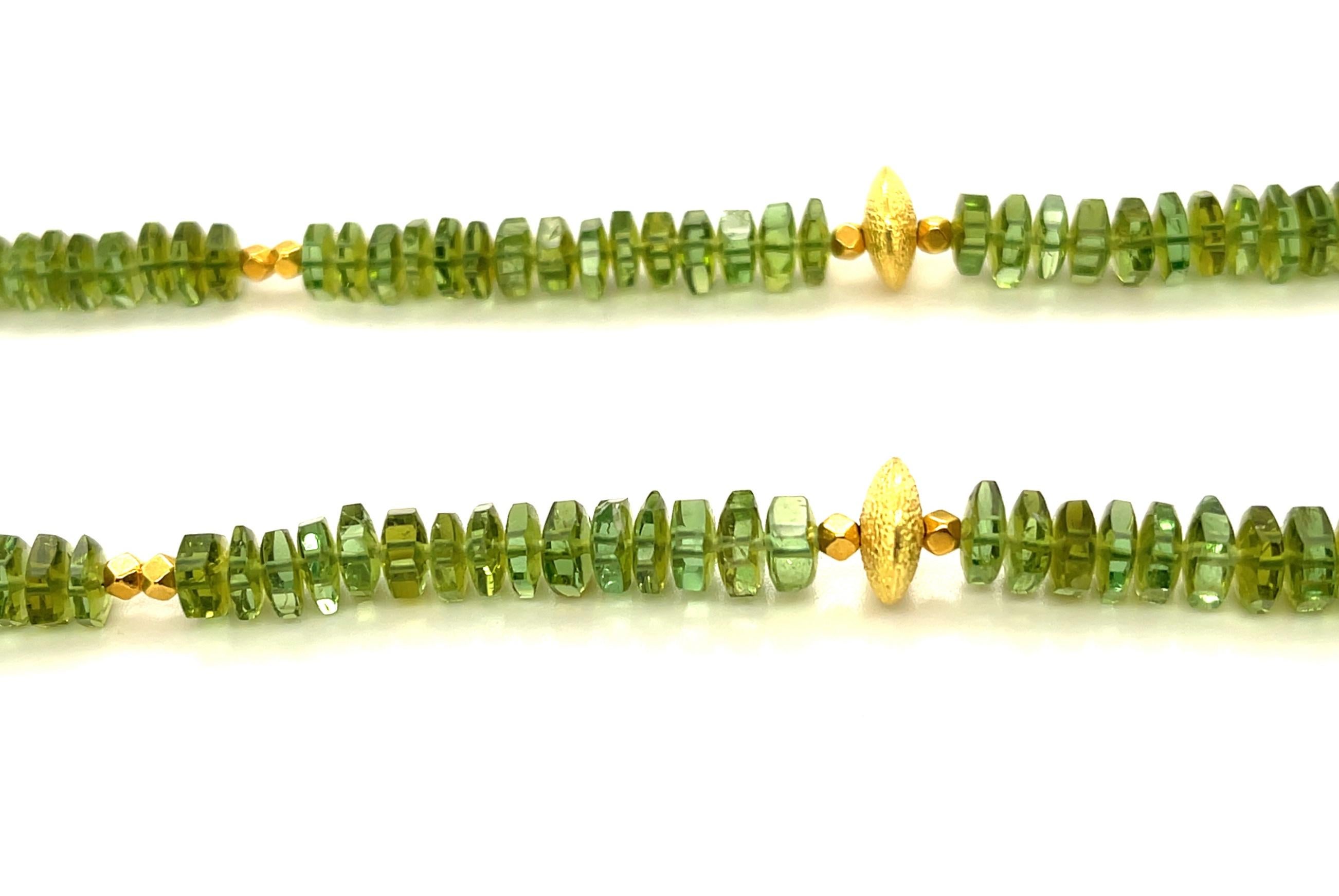 Women's or Men's Green Tourmaline Bead and 18k Yellow Gold Necklace, Adjustable Length For Sale
