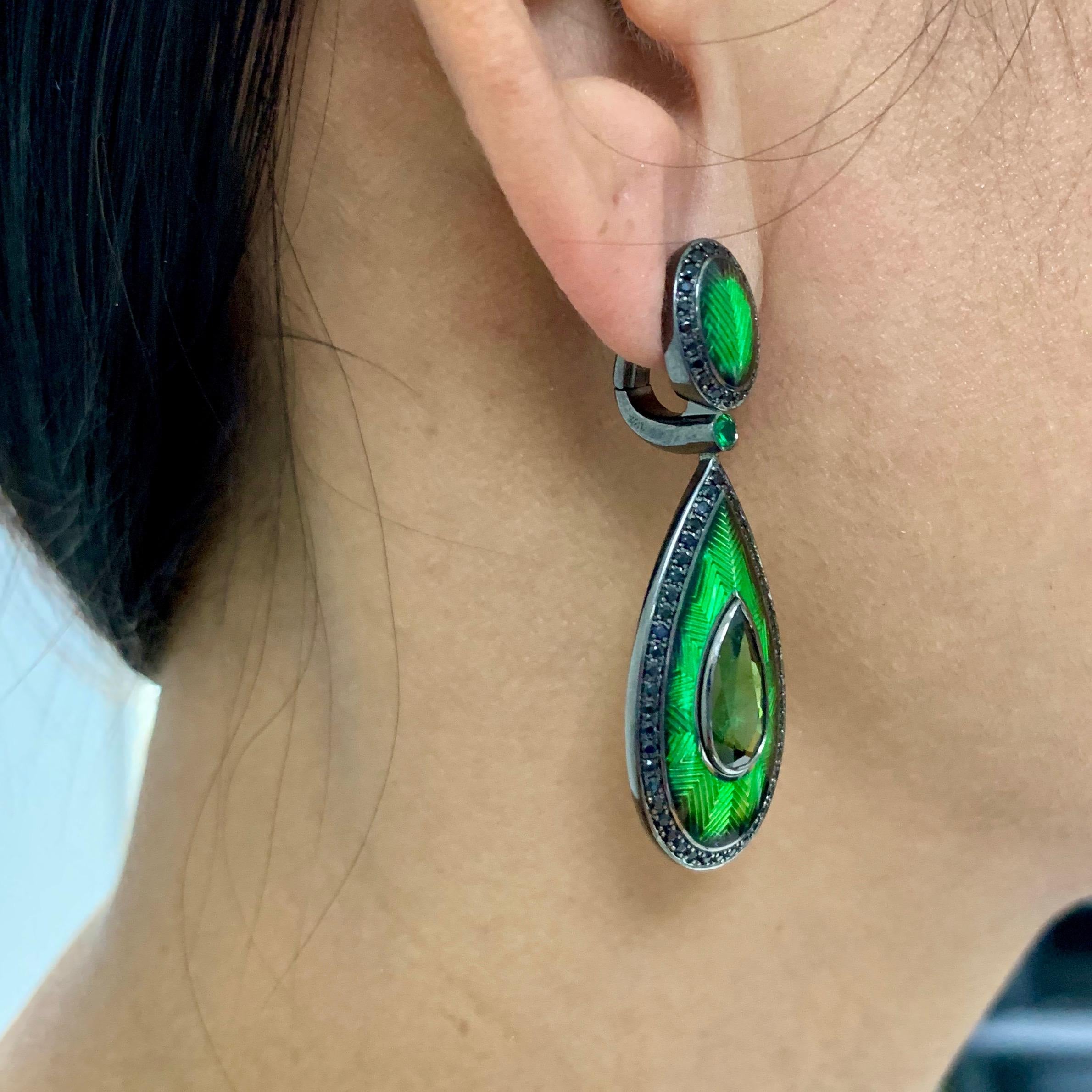 Green Tourmaline Black Sapphire 18 Karat Black Gold Enamel Ring Earrings Suite 5