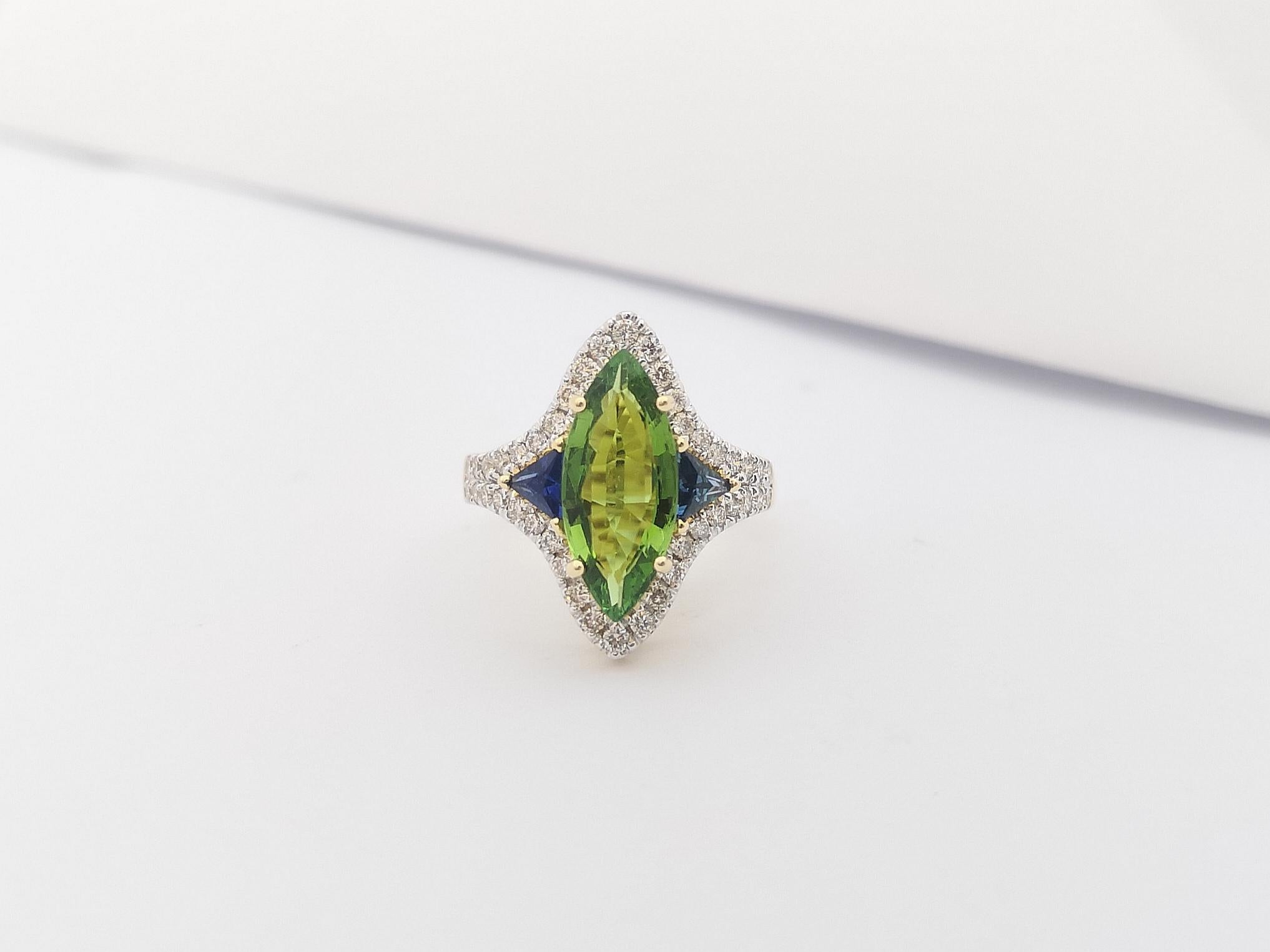 Green Tourmaline, Blue Sapphire and Brown Diamond Ring in 18 Karat Gold Settings For Sale 2