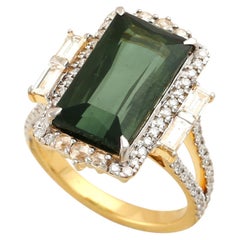 Green Tourmaline Cocktail Ring With Diamonds Made In 18k yellow Gold
