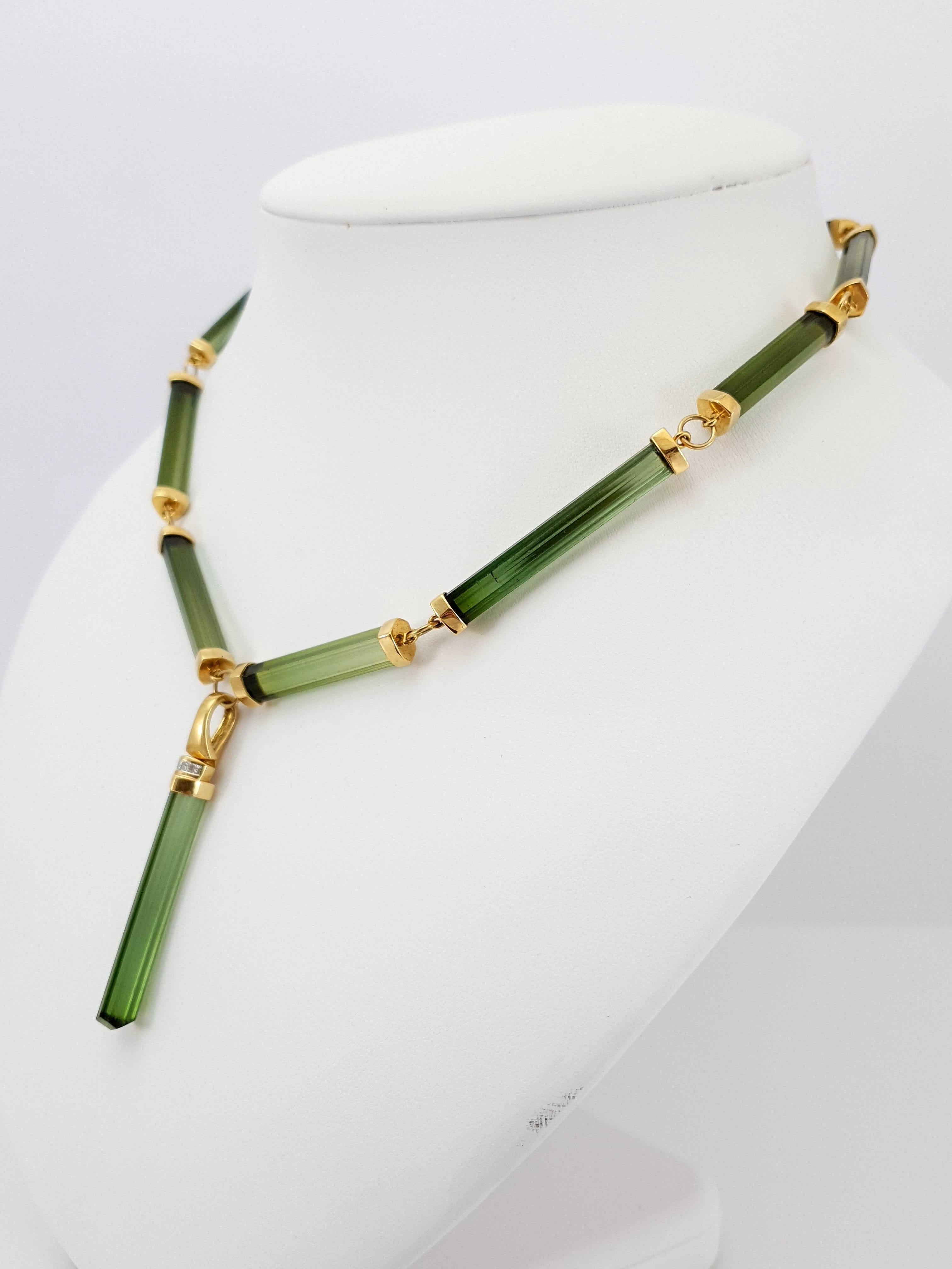 Perle Collier de perles en cristal de tourmaline verte et or jaune 18 carats avec diamants en vente