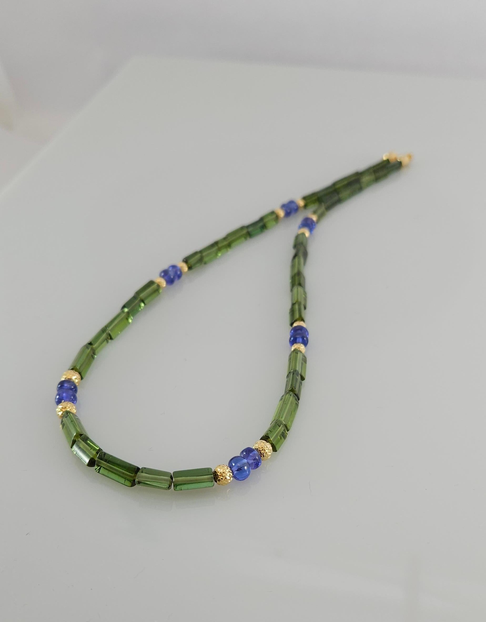 Green Tourmaline Crystal & Tanzanite Beaded Necklace with 18 Carat yellow Gold For Sale 8
