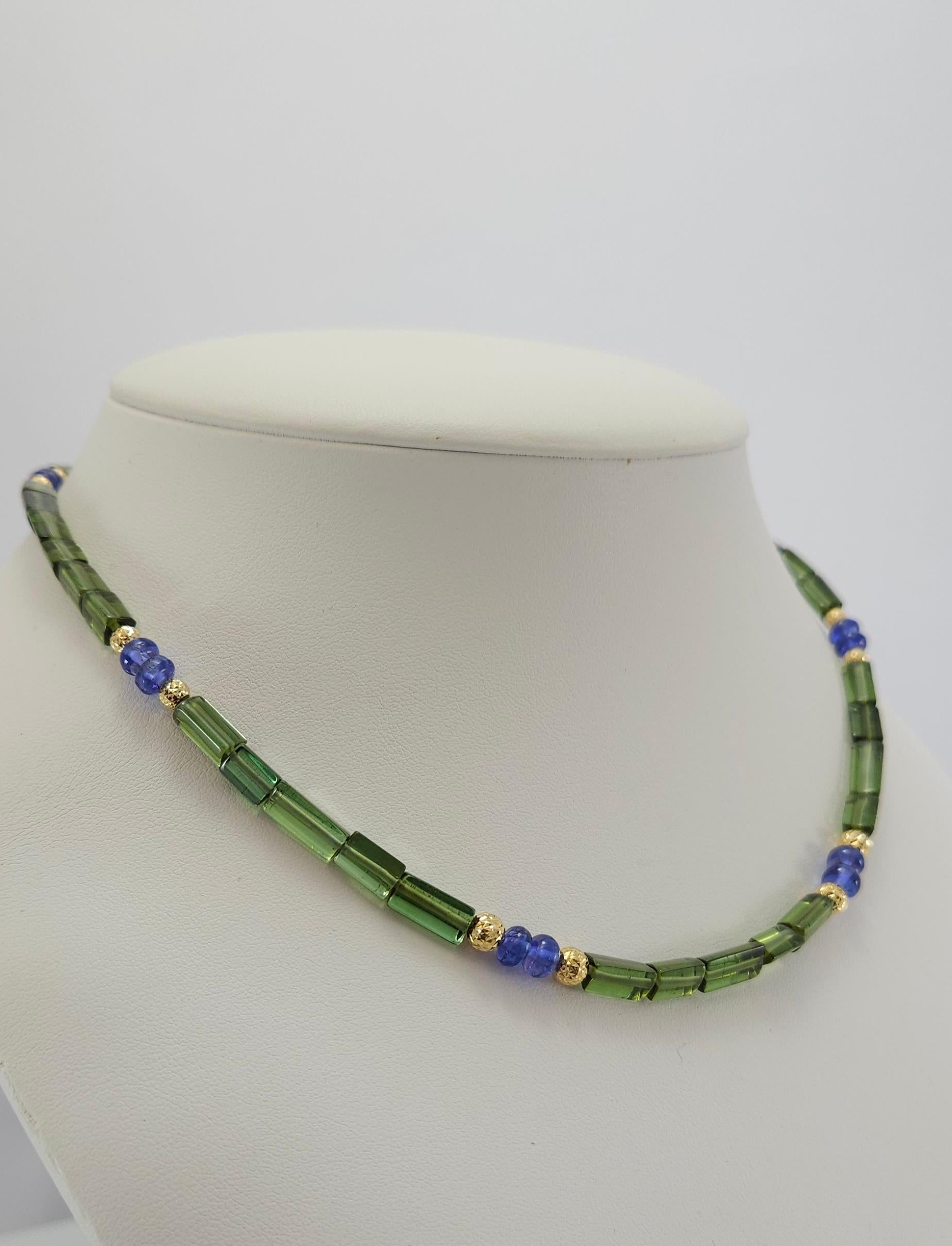 Arts and Crafts Green Tourmaline Crystal & Tanzanite Beaded Necklace with 18 Carat yellow Gold For Sale