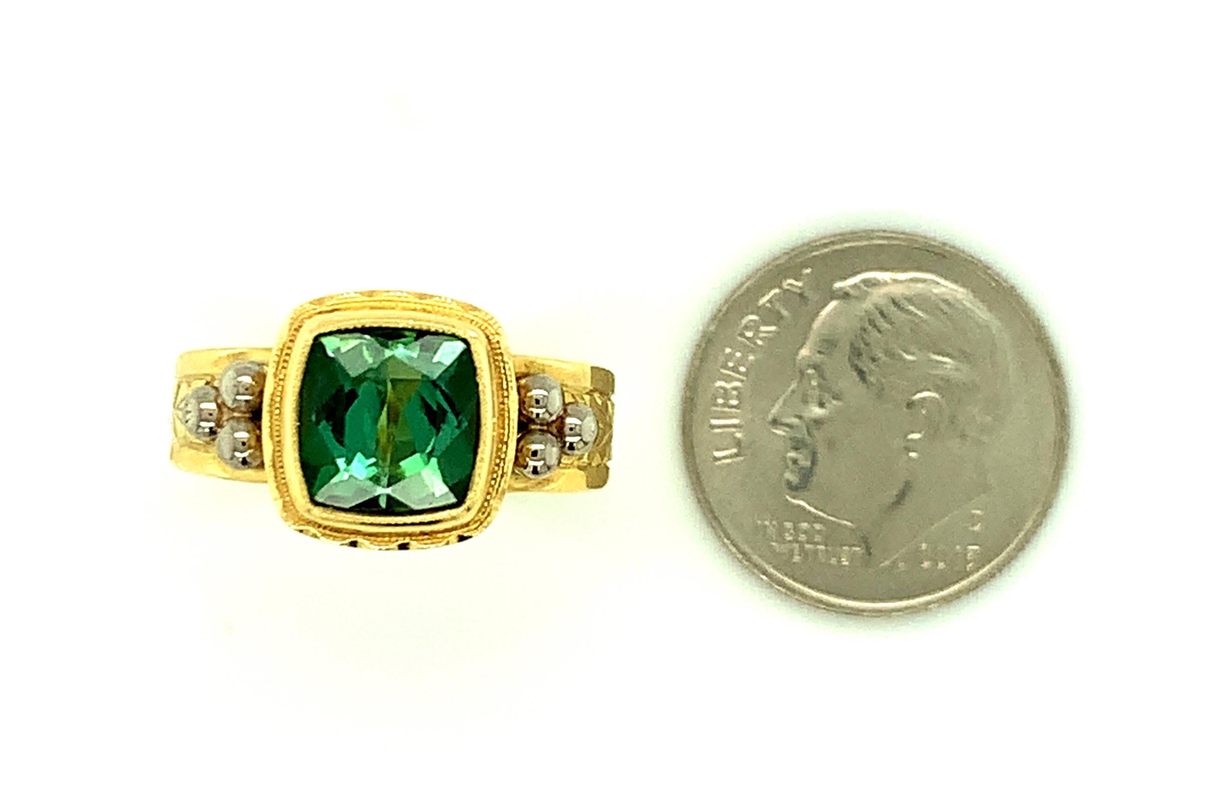 Green Tourmaline and Handmade 18k Yellow Gold Band Ring, 1.83 Carats For Sale 4
