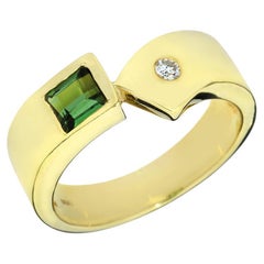 Green Tourmaline & Diamond 14K Ring