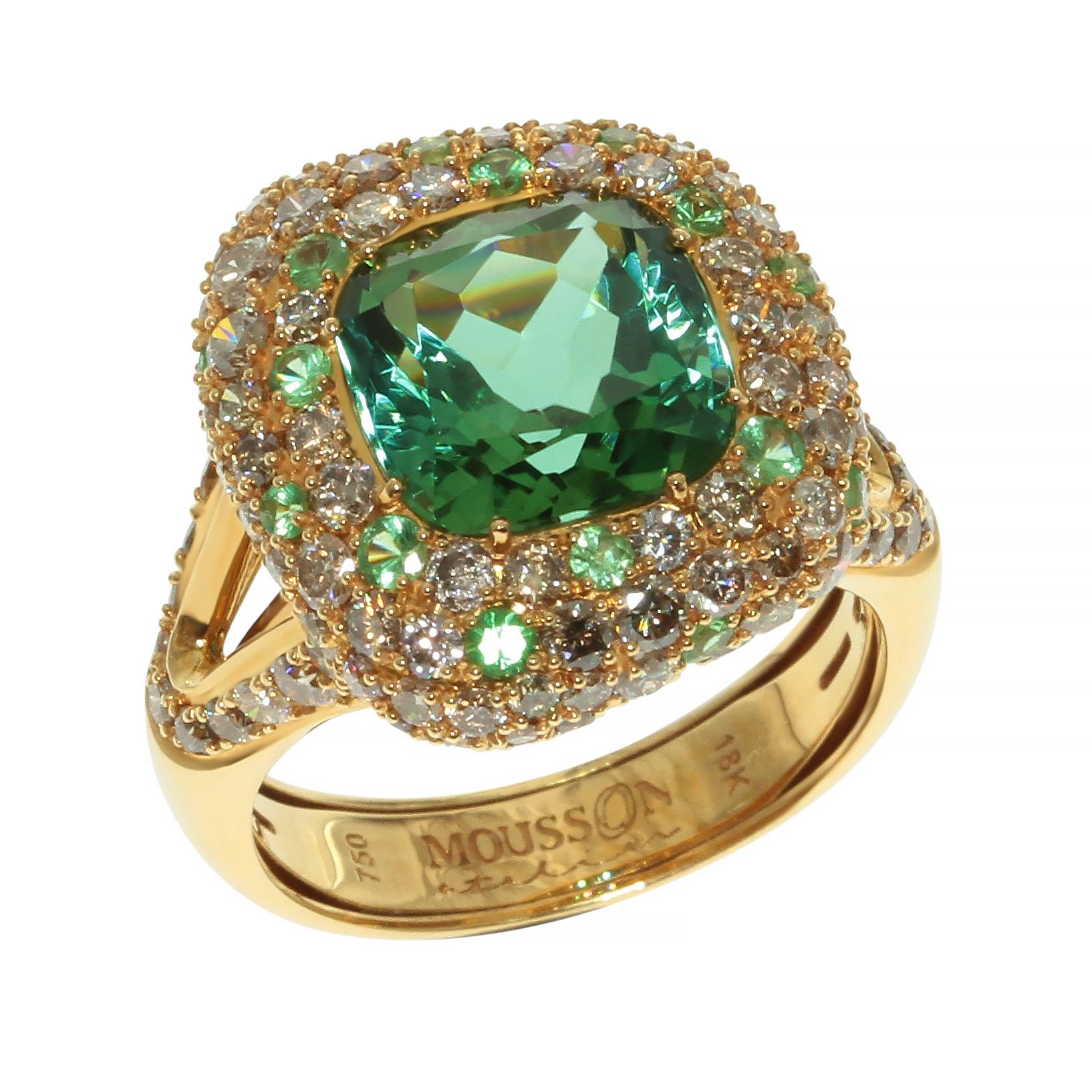 Green Tourmaline Diamond 18 Karat Yellow Gold Ring